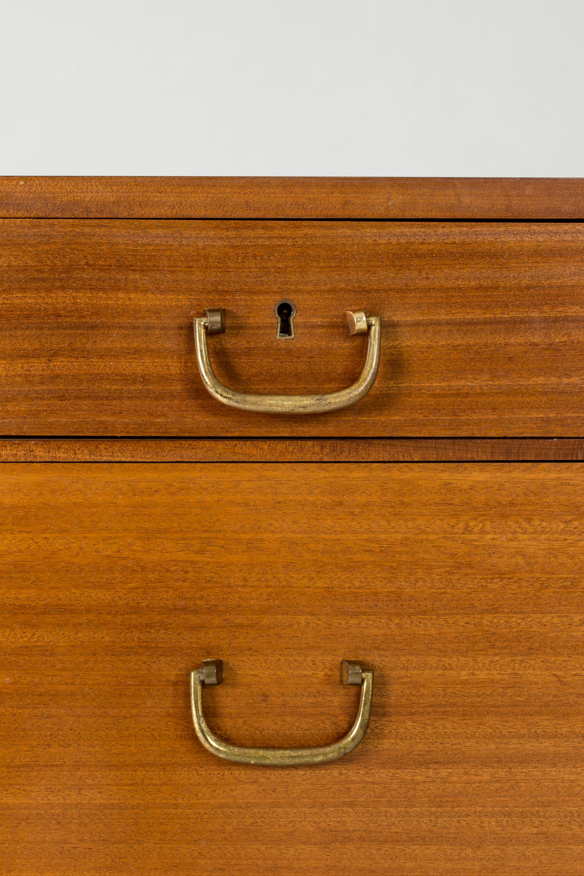 Mahogany and Brass Chest of Drawers by Josef Frank for Svenskt Tenn, Sweden For Sale 2