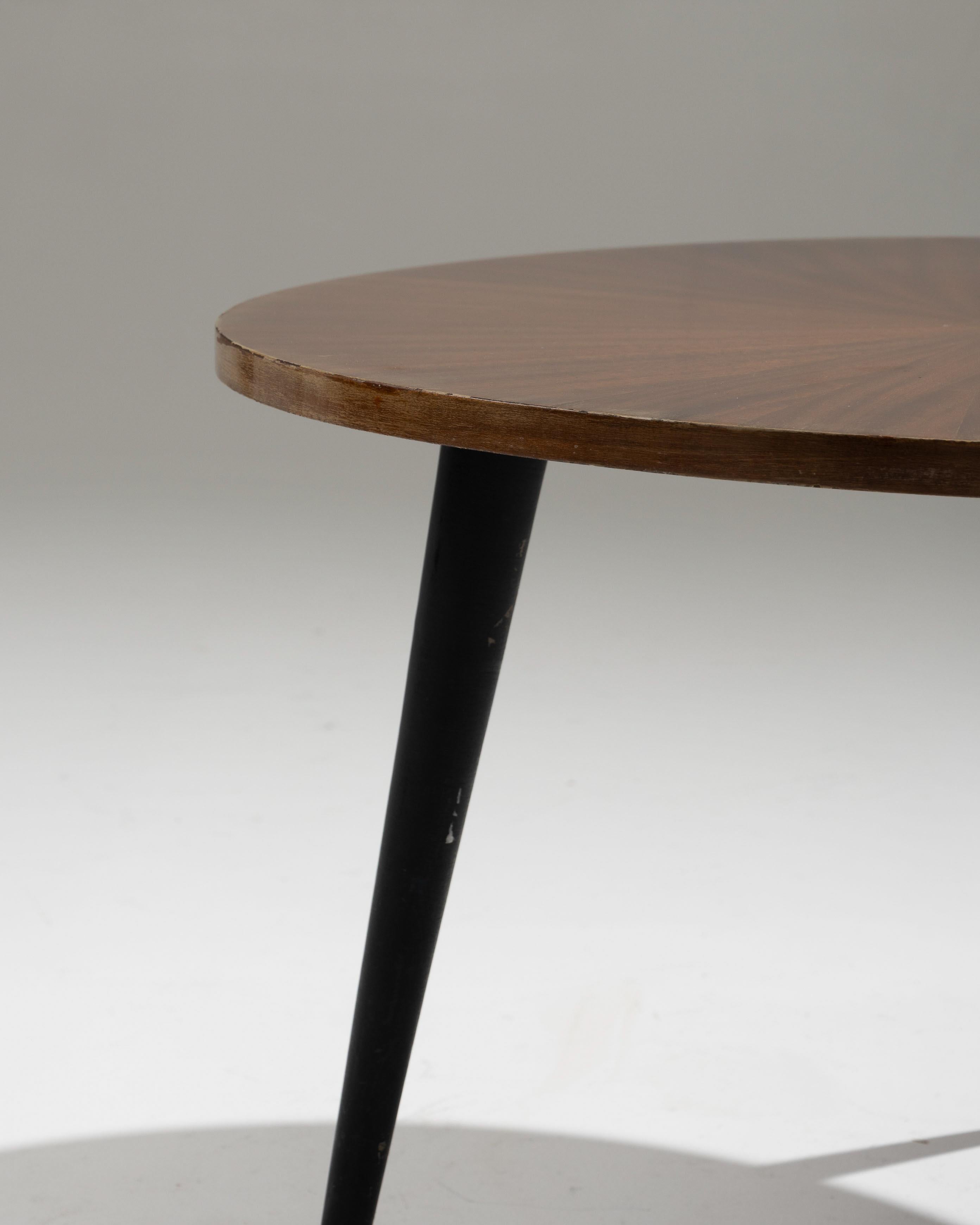Table basse en acajou et bronze, années 1950 en vente 1