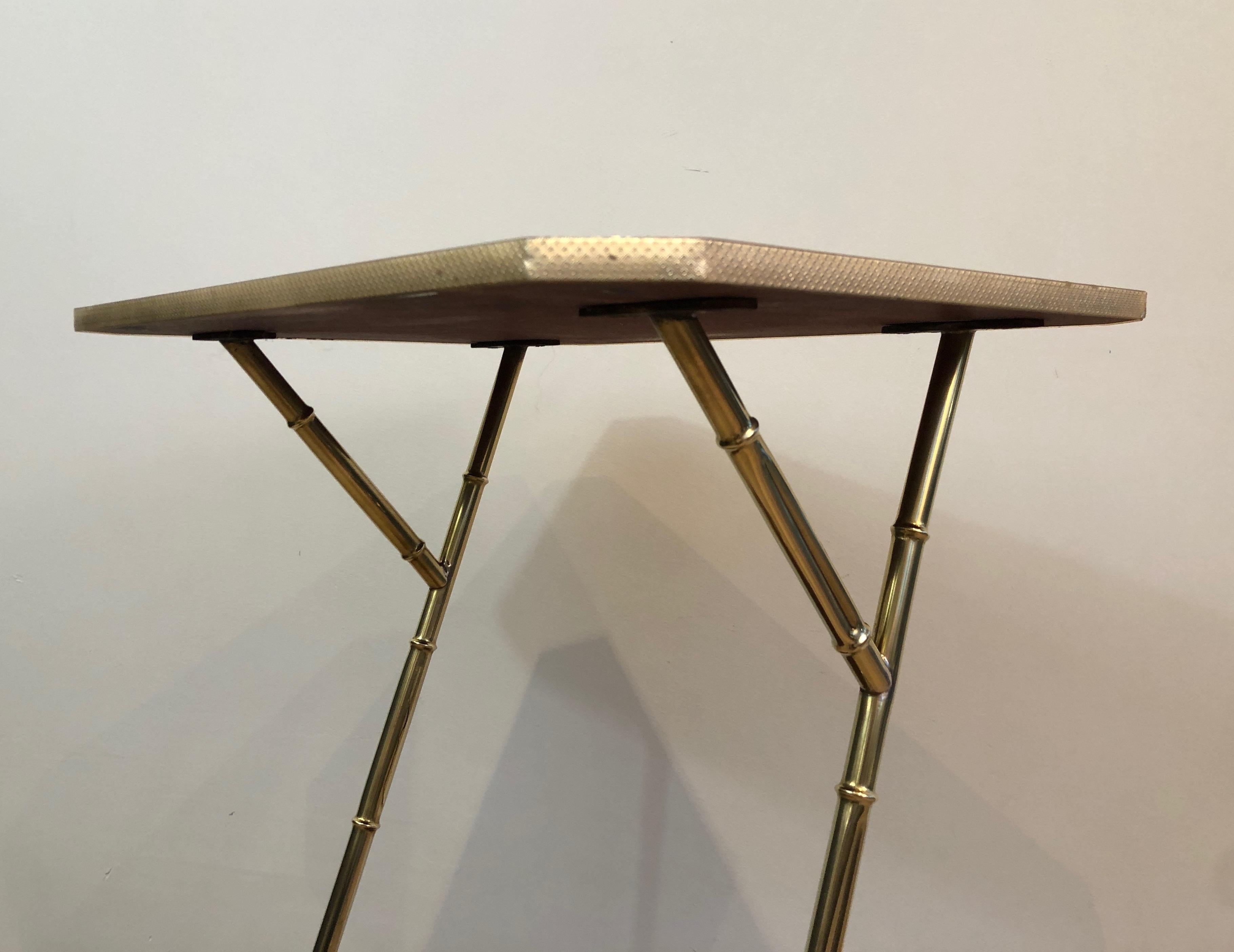 Mahogany and Faux-Bamboo Gilt Metal Side Table with Magazine Rack In Good Condition For Sale In Marcq-en-Barœul, Hauts-de-France