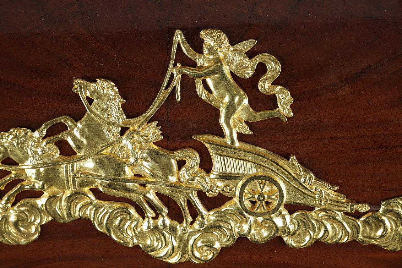 Bureau à cylindre en acajou et bronze doré, style Empire, 19e siècle  en vente 9
