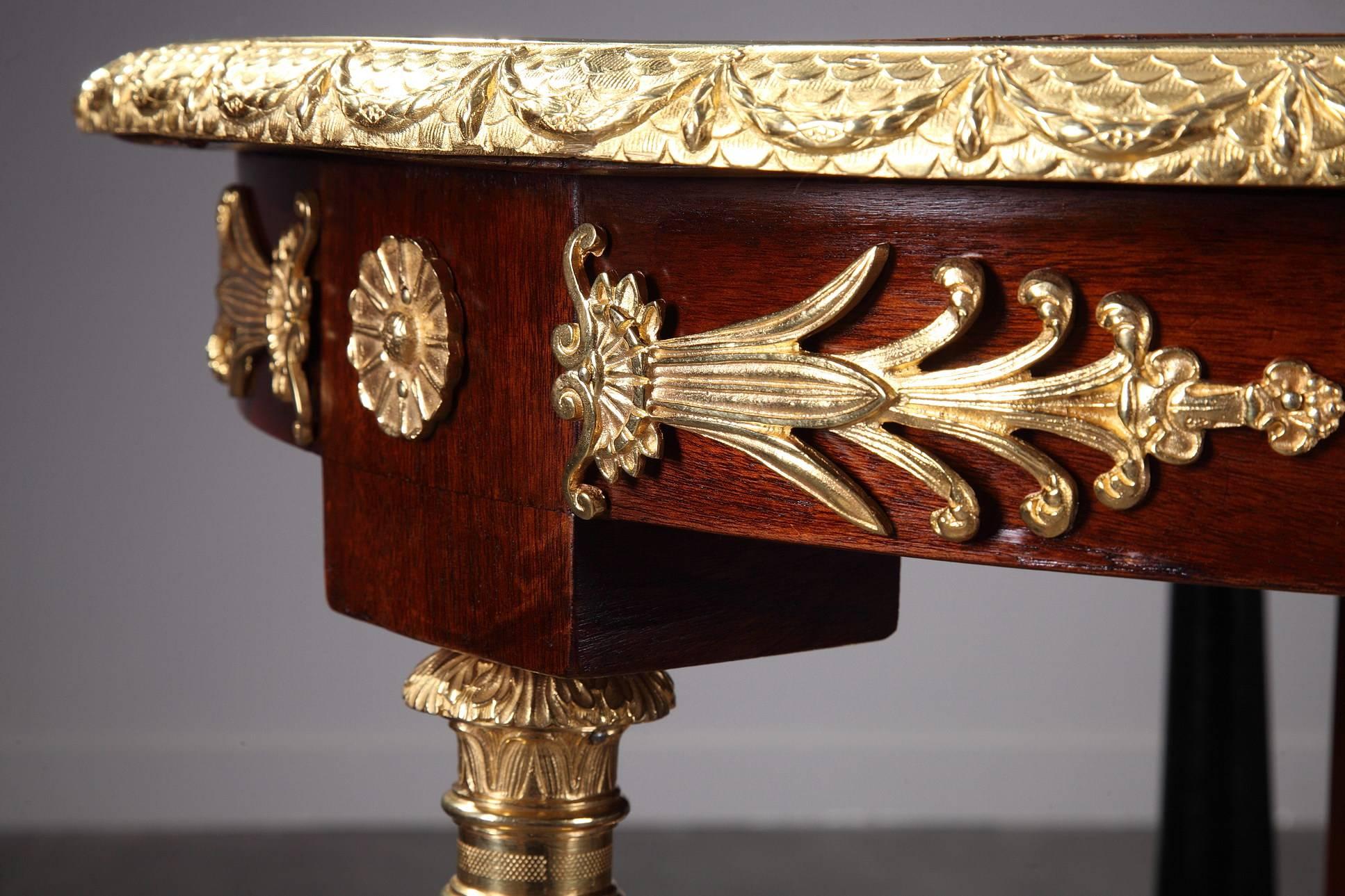 Mahogany and Gilt Bronze Gueridon with Sphinx in Retour d'Égypte Style 4