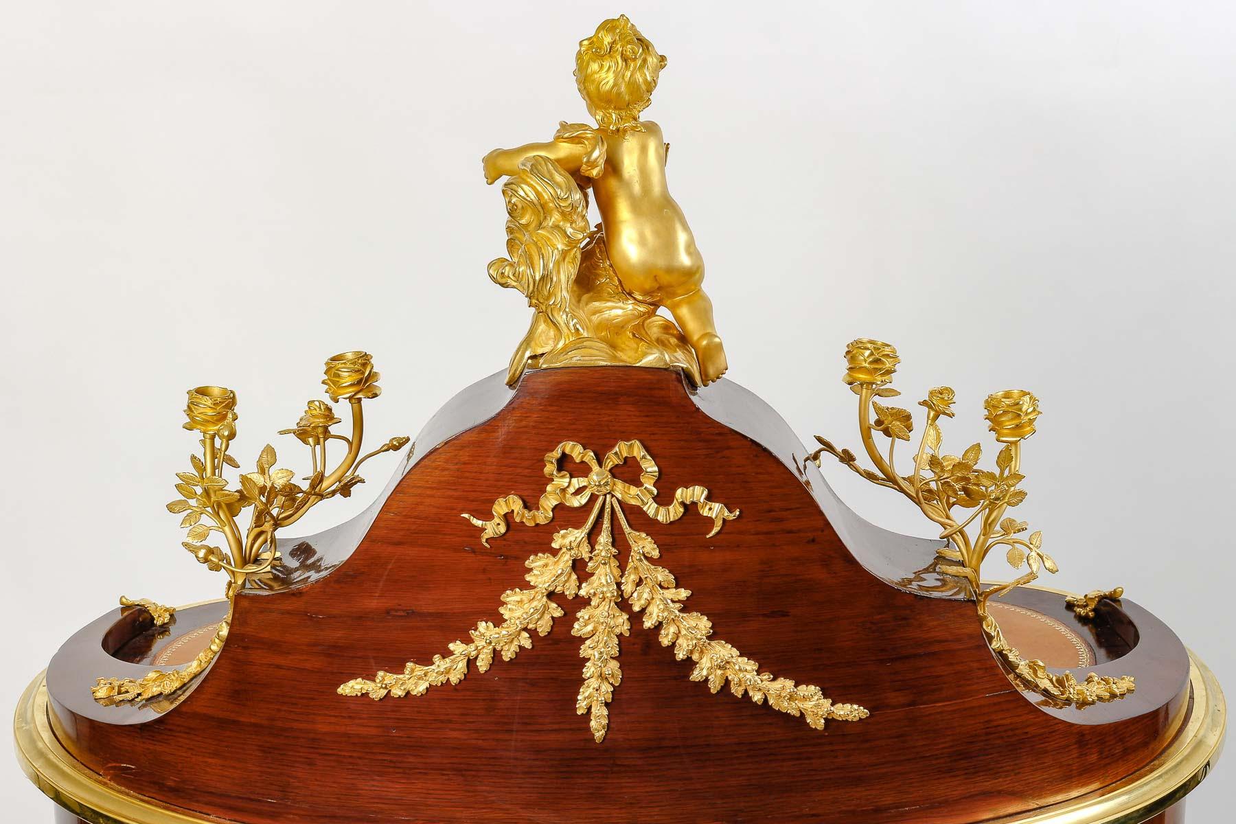 Mahogany and Gilt Bronze Rognon Desk, Grande Décoration. 4