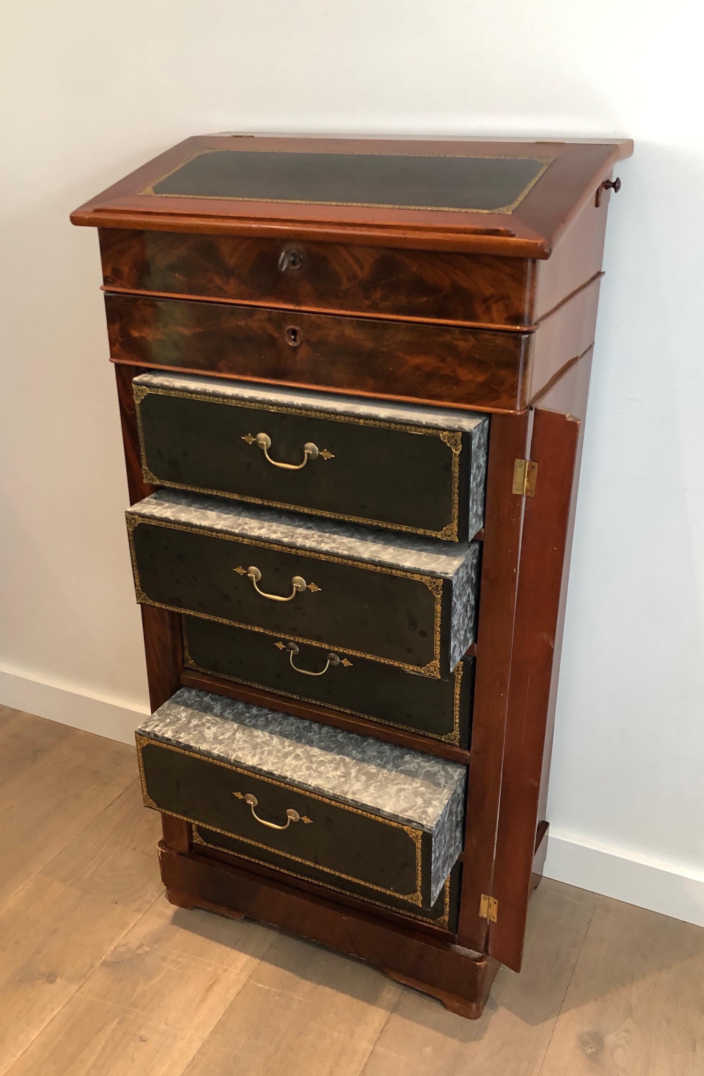 Muebles Notariales de Caoba y Piel en venta 6