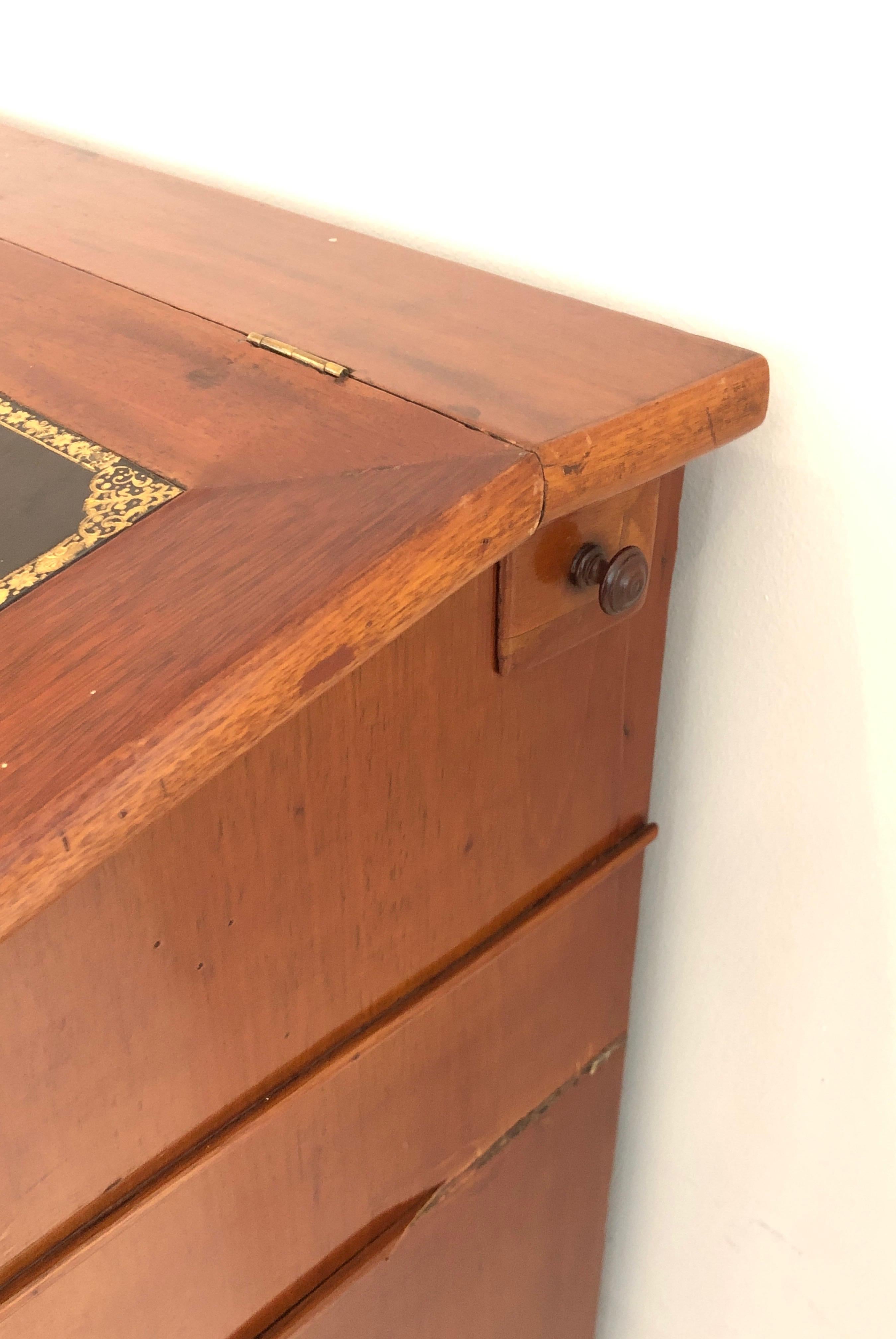 Muebles Notariales de Caoba y Piel en venta 1