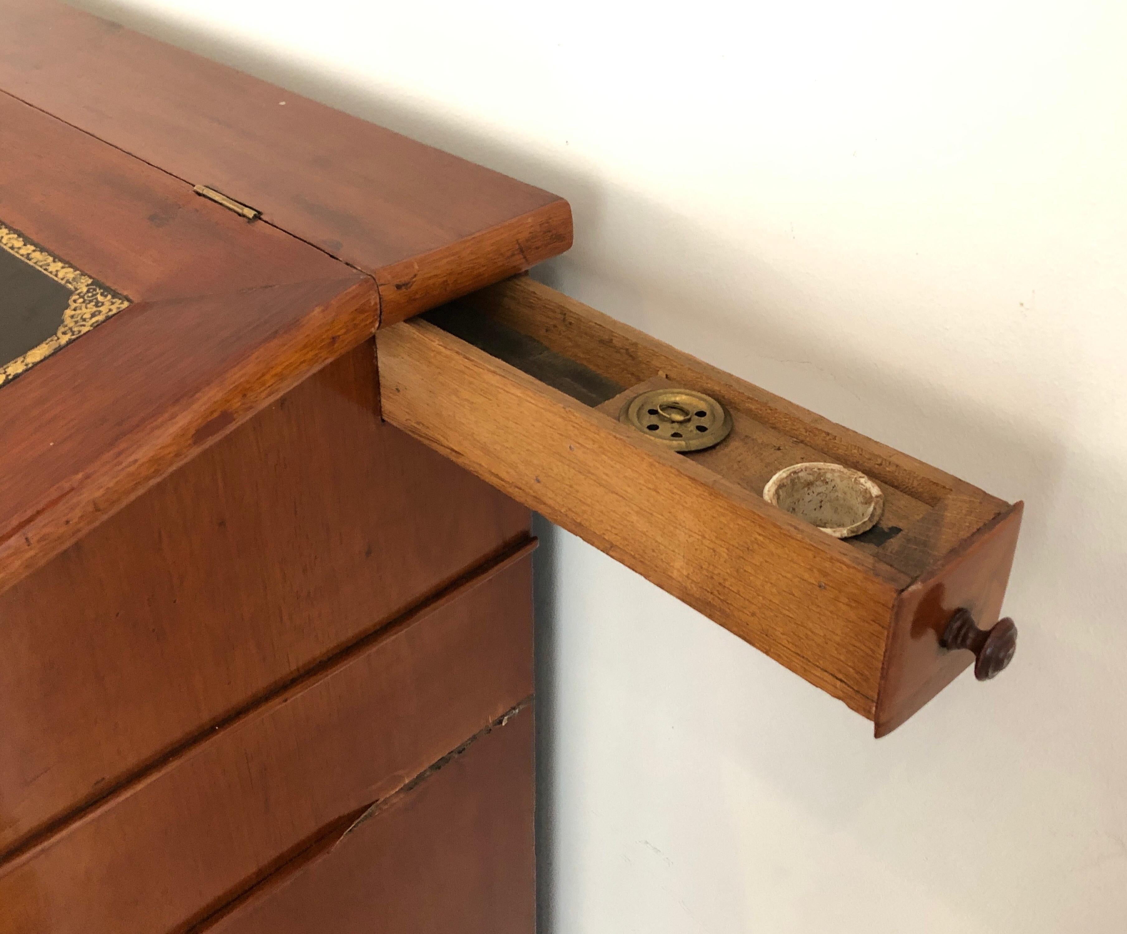 Muebles Notariales de Caoba y Piel en venta 2