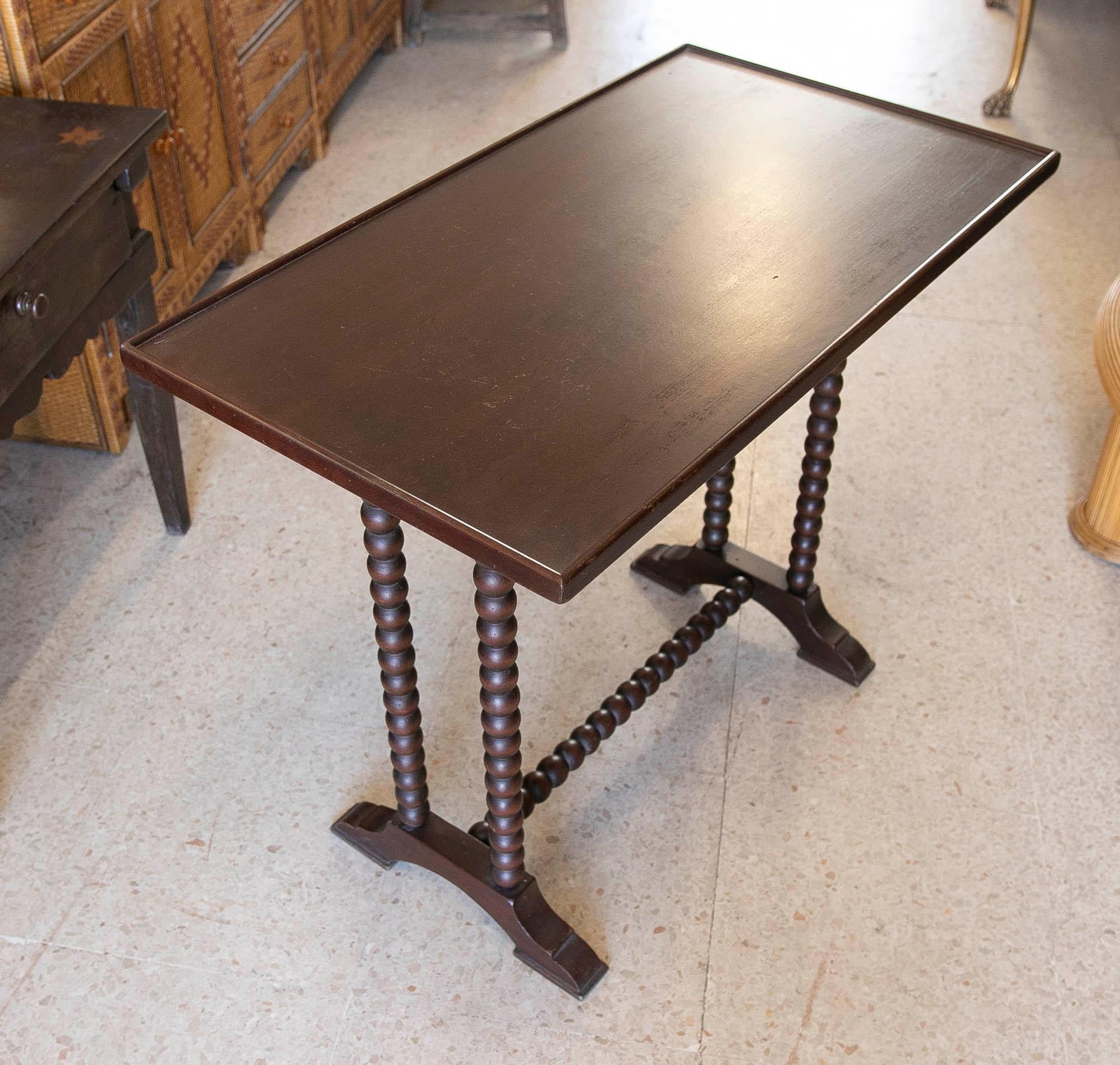 Mahogany and Lemongrass Serving Table with Turned Legs  For Sale 1