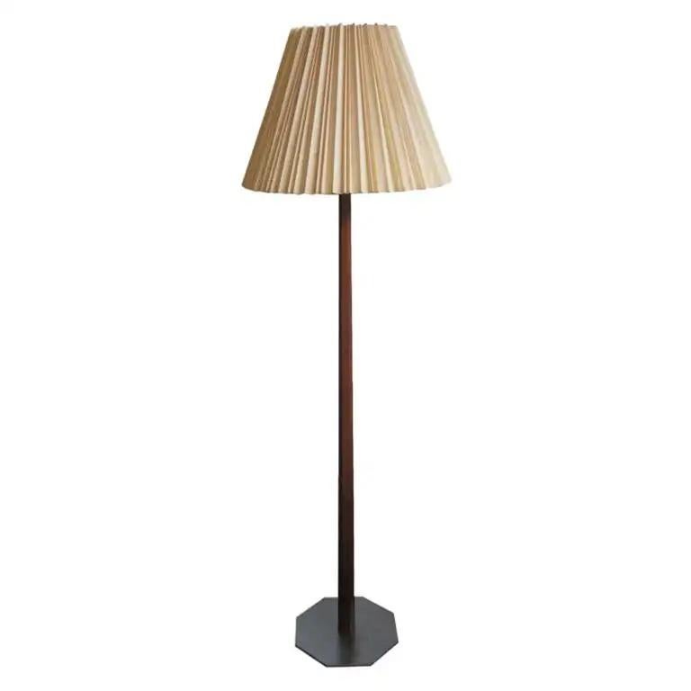 Mid-20th Century Mahogany and Nickeled Brass Floor Lamp for Hansen For Sale