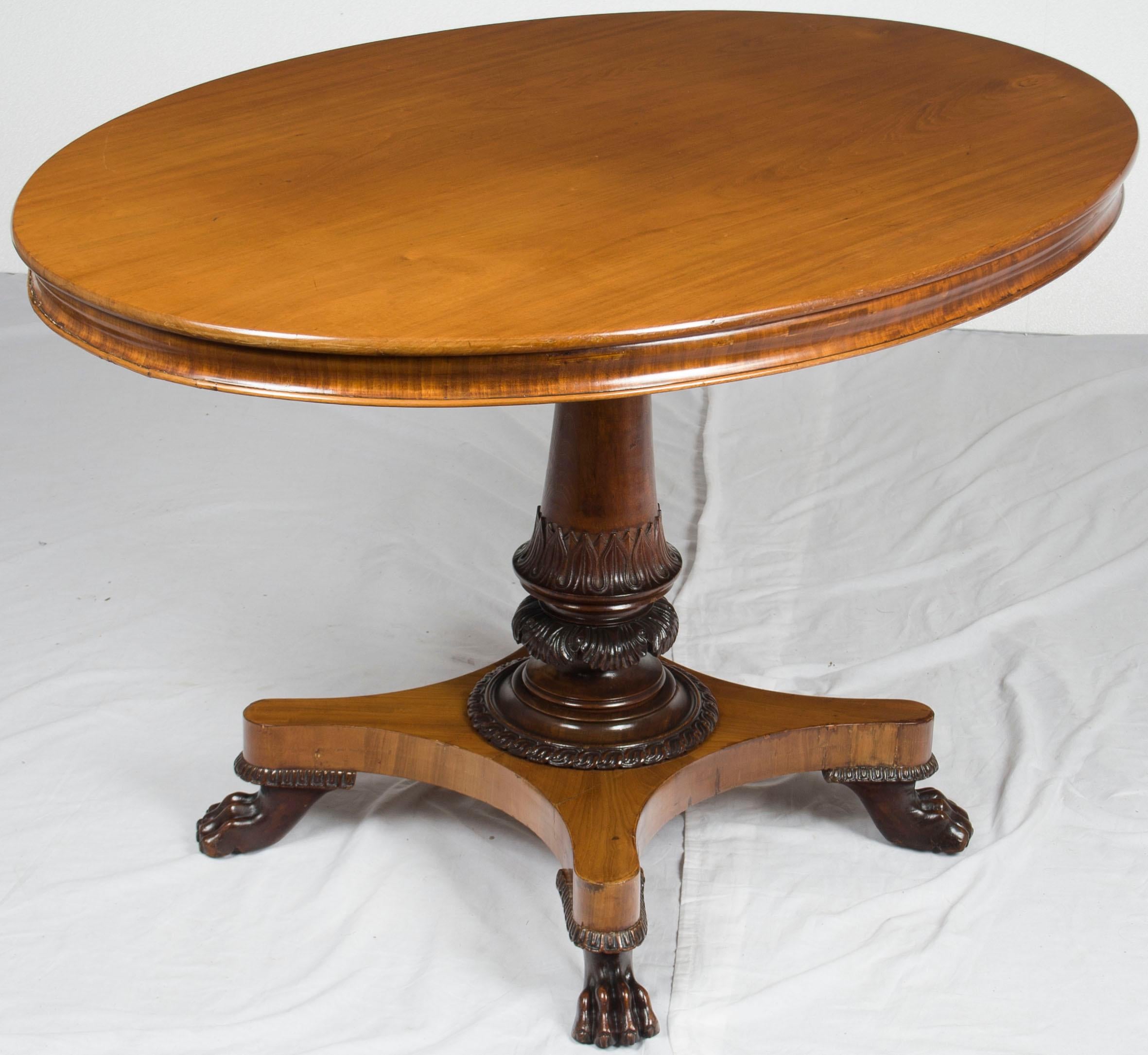 Mahogany and Oak Empire Style Large Oval Center Foyer Table Claw Foot Pedestal im Angebot 1