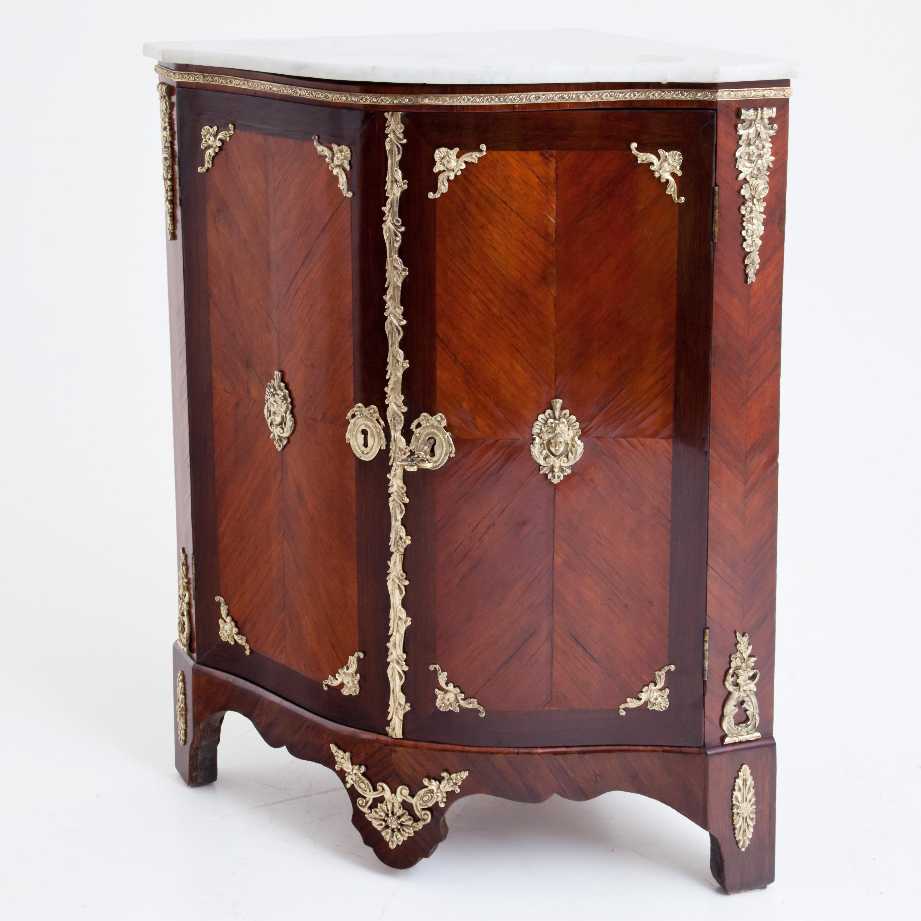 Mahogany and Ormolu Corner Cabinet, Stamped P. Bonnemain, France, 18th Century For Sale 2