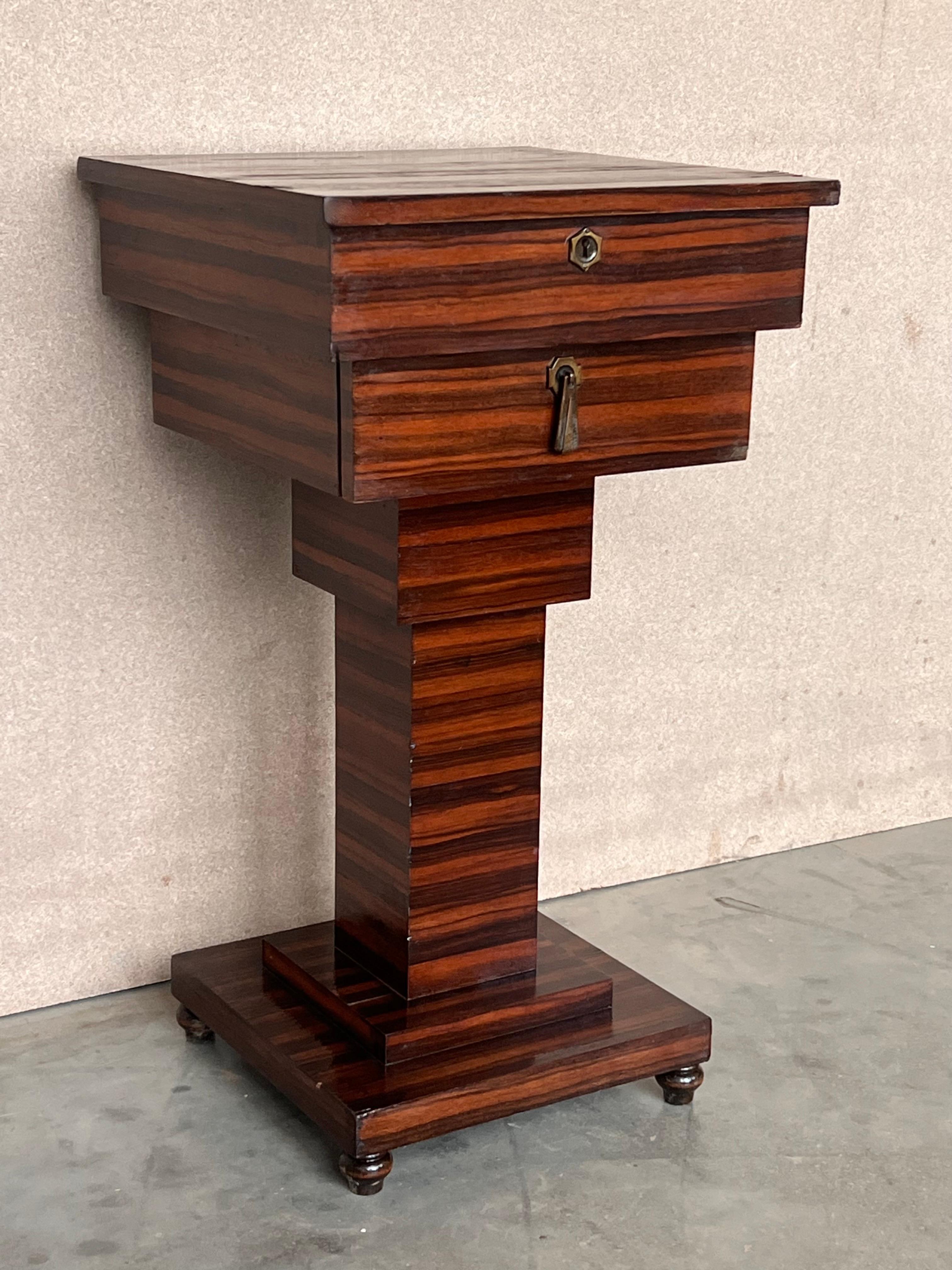 Mahogany Art Deco Sewing or Jelwery Box on Stand, circa 1860 In Good Condition For Sale In Miami, FL