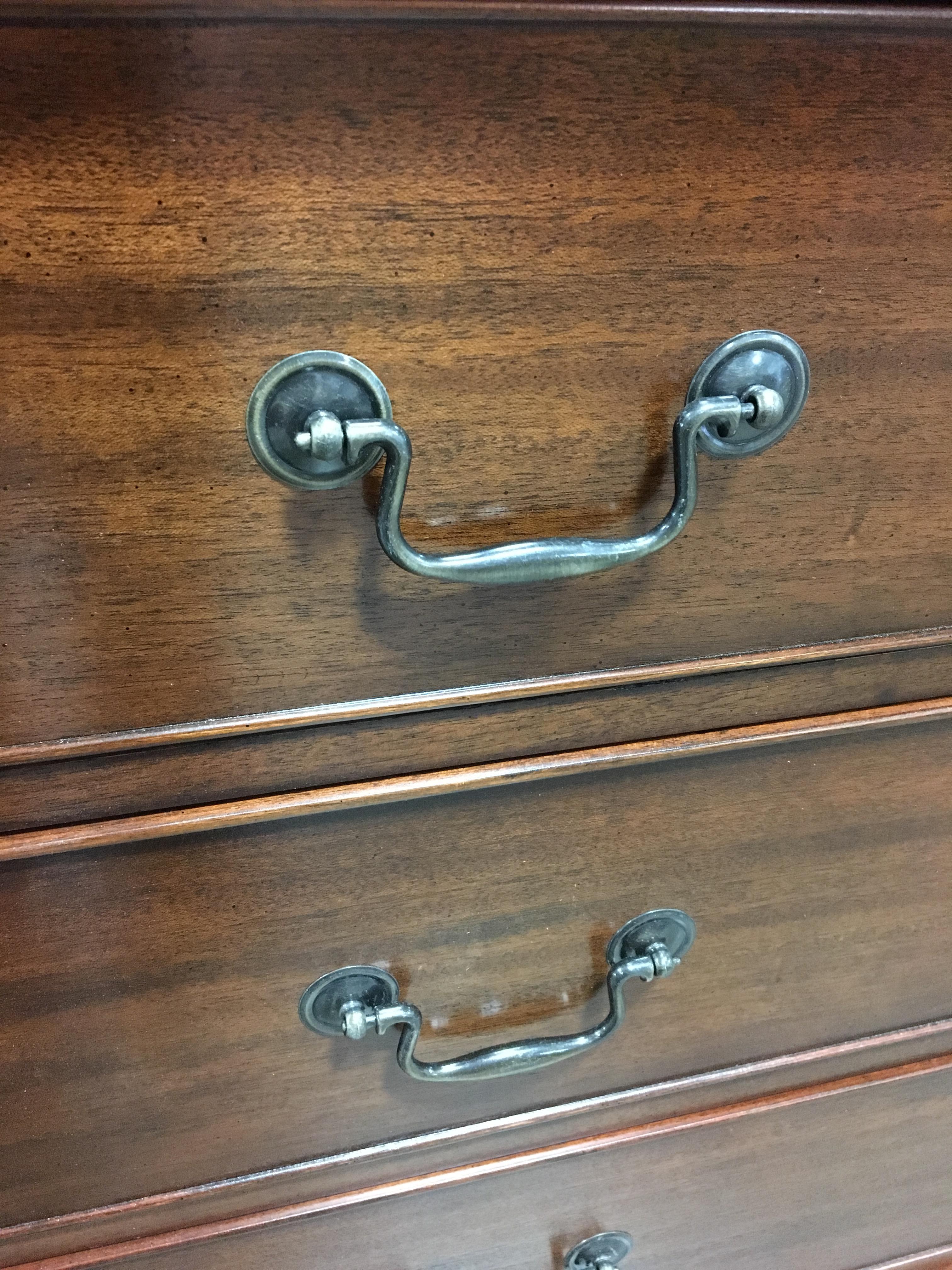 Mahogany Bachelor’s Chest by Leighton Hall In New Condition In Suwanee, GA