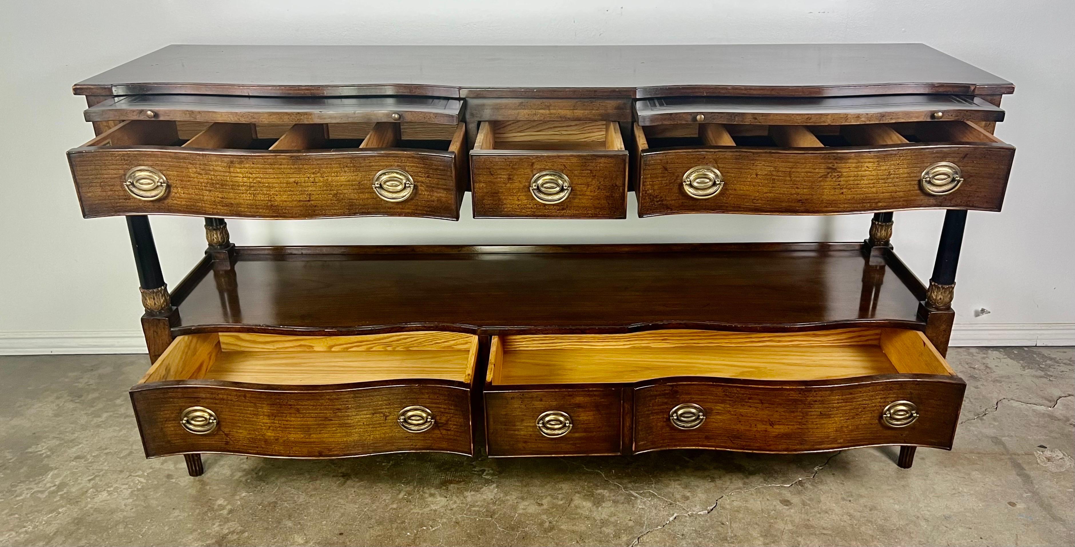 Mahogany Beacon Hill-Old Colony Collection Sideboard In Good Condition In Los Angeles, CA