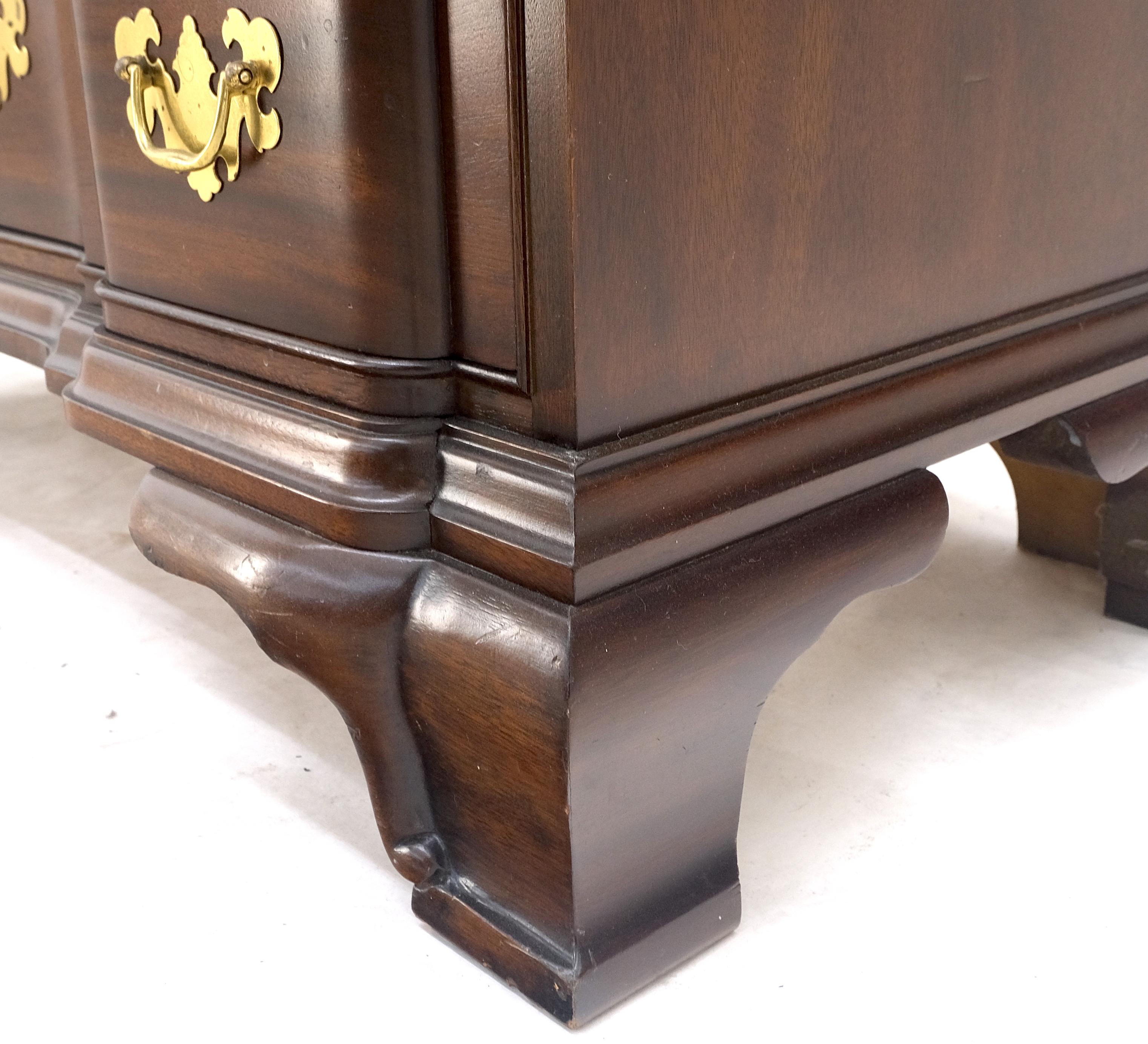 Mahagoni Block Front Drop Desk Sekretär Bracket Foot 4 Schubladen Kommode MINT! im Angebot 6