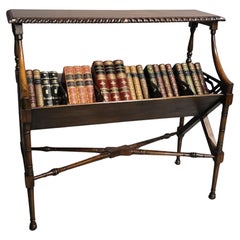 Comedero de libros de caoba