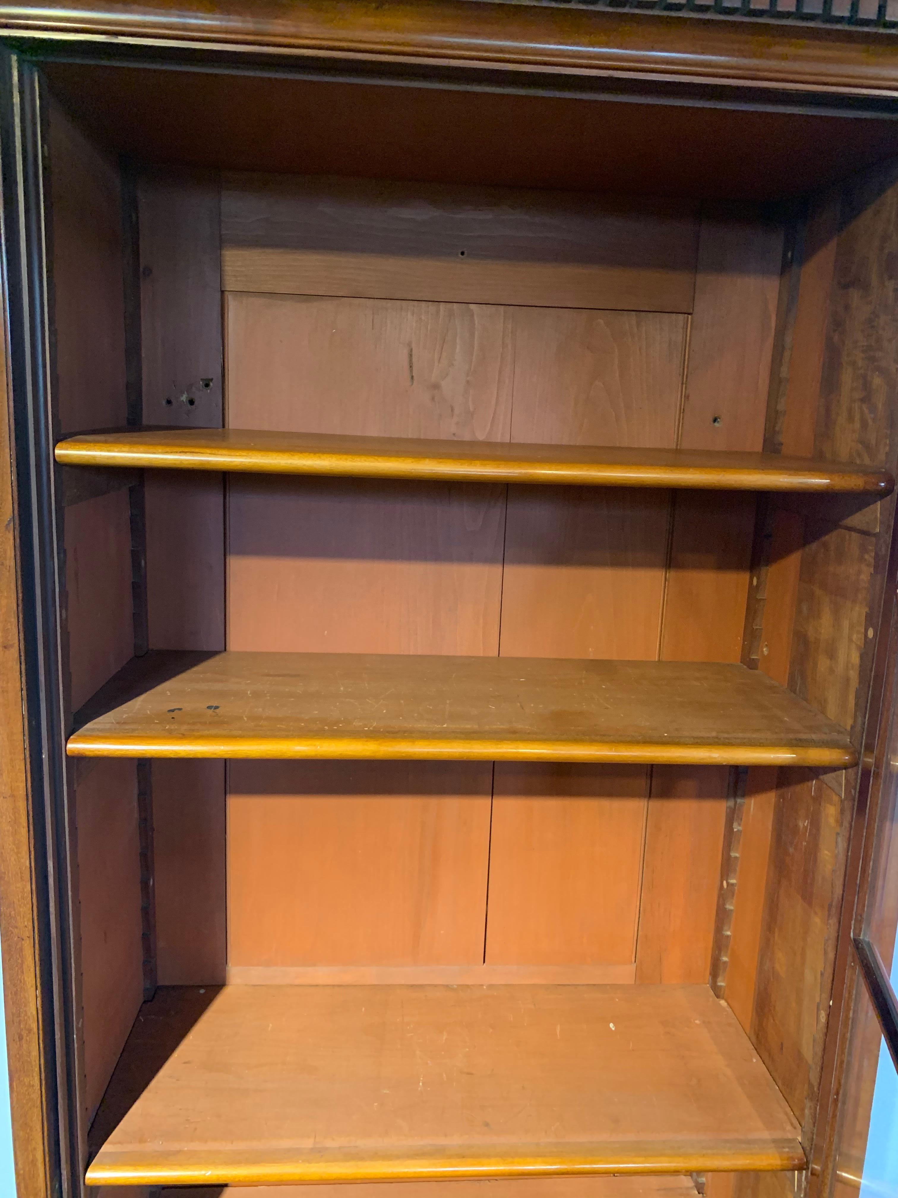 Mahogany Bookcase Victorian In Good Condition For Sale In Honiton, Devon