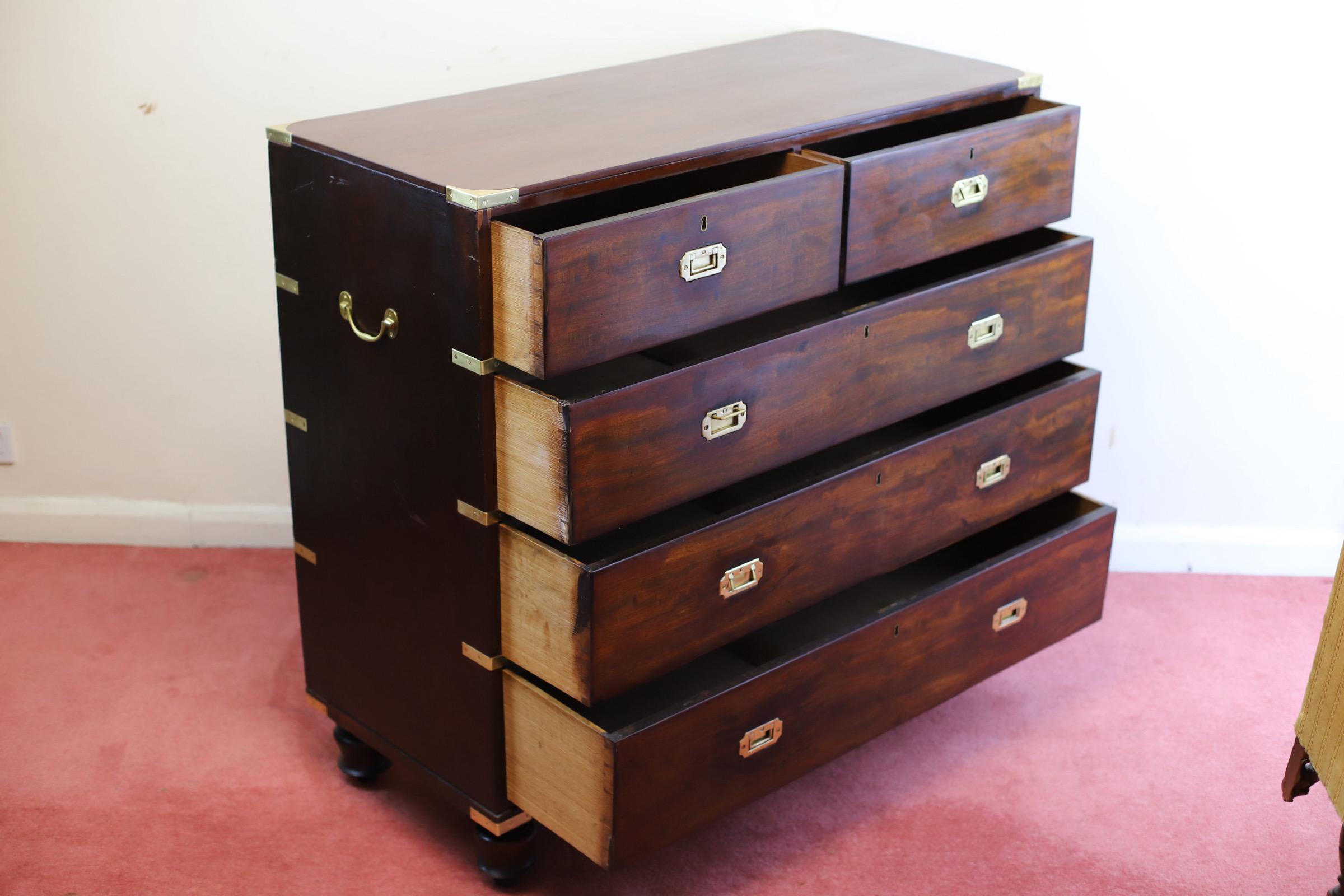 Mahogany & Brass Military Campaign Chest of Drawer In Fair Condition For Sale In Crawley, GB