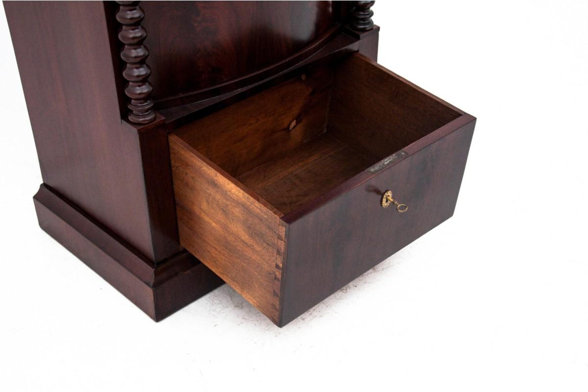 Late 19th Century Mahogany cabinet, Northern Europe, circa 1860. For Sale