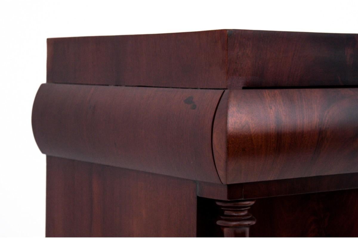 Mahogany cabinet, Northern Europe, circa 1860. For Sale 2