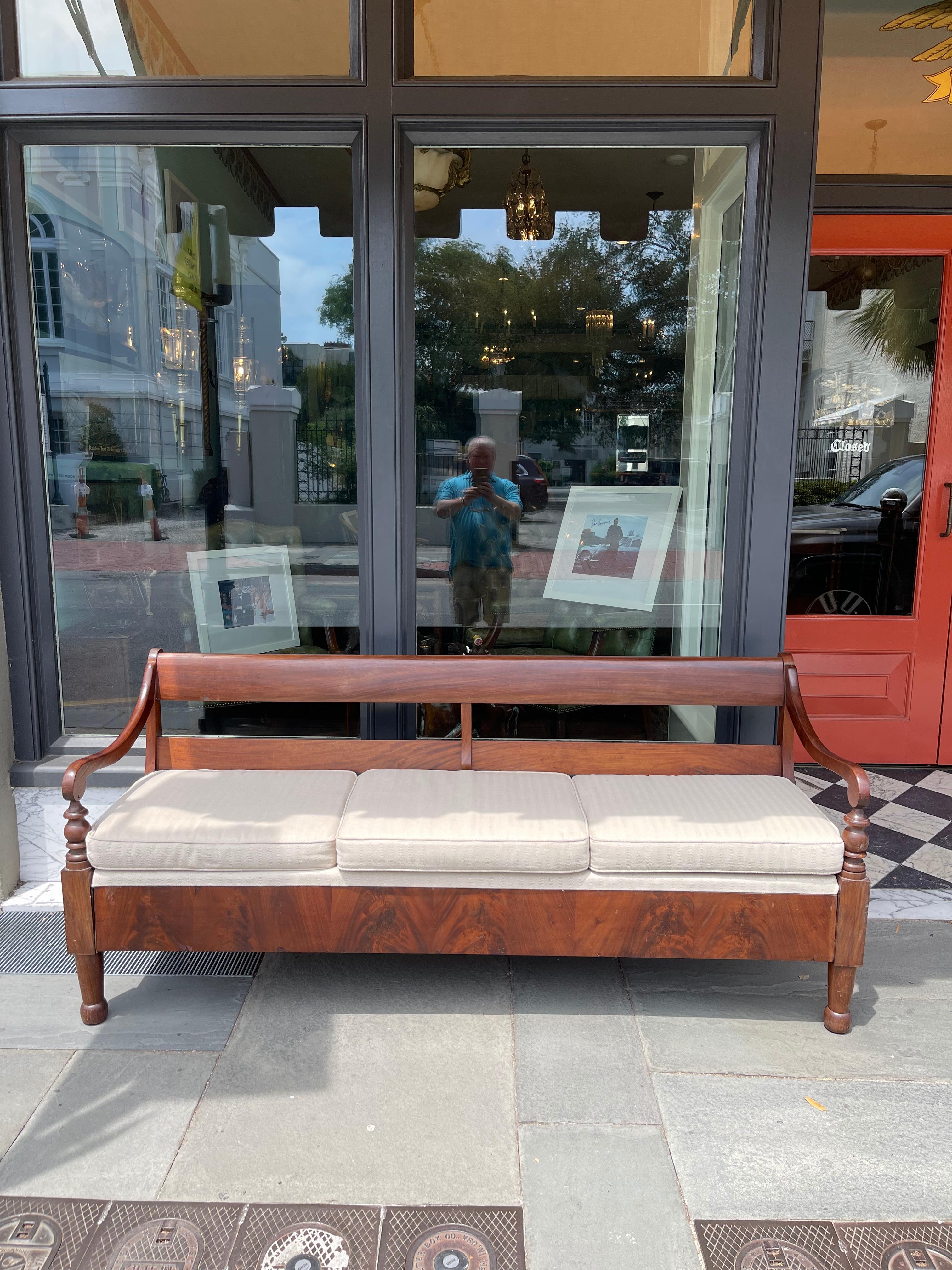 Mahogany Campaign Style Settee or Daybed Late 19th Century In Good Condition For Sale In Charleston, SC