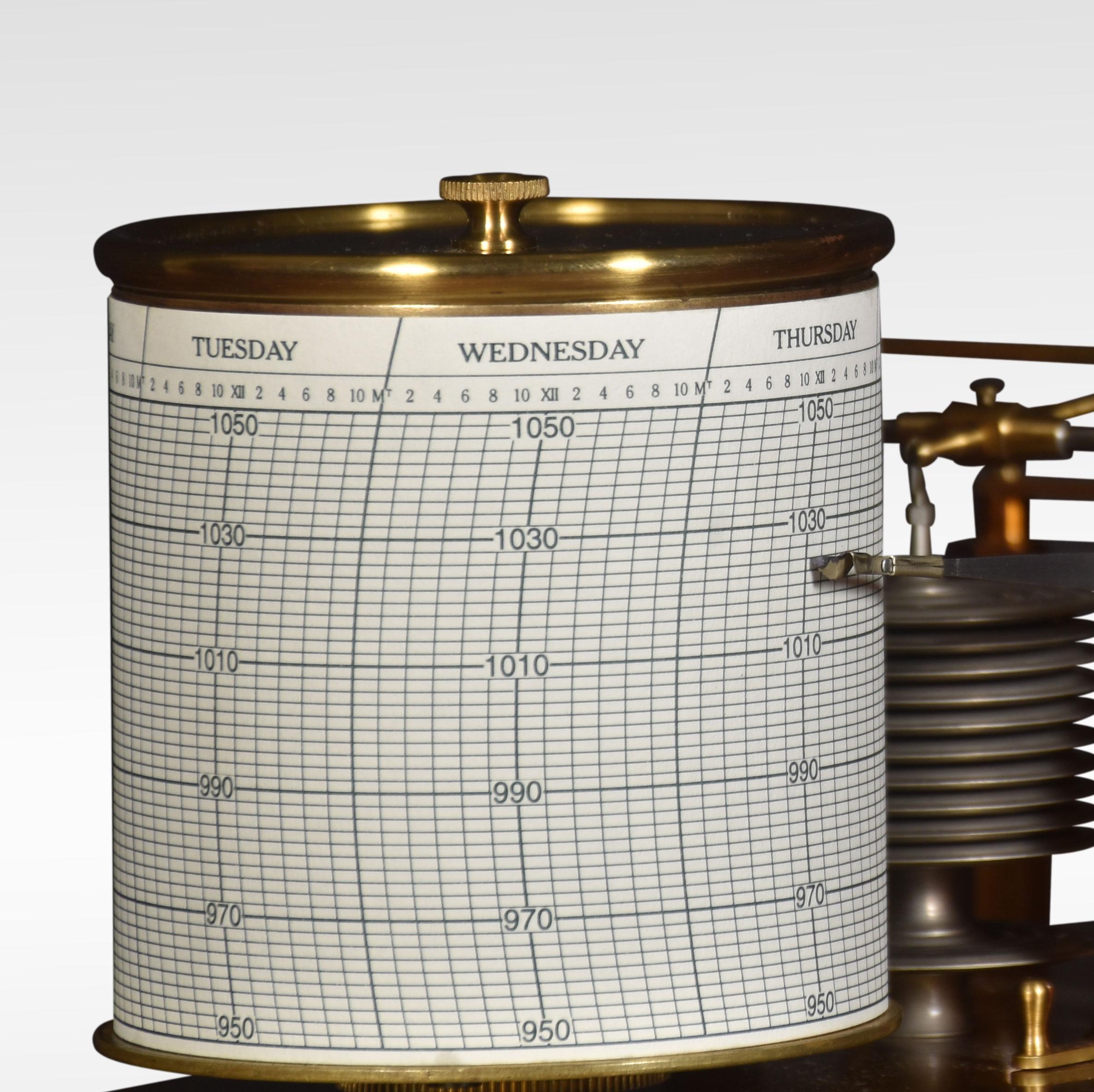 20ième siècle Barographe et baromètre avec boîtier en acajou de Negretti & Zambra