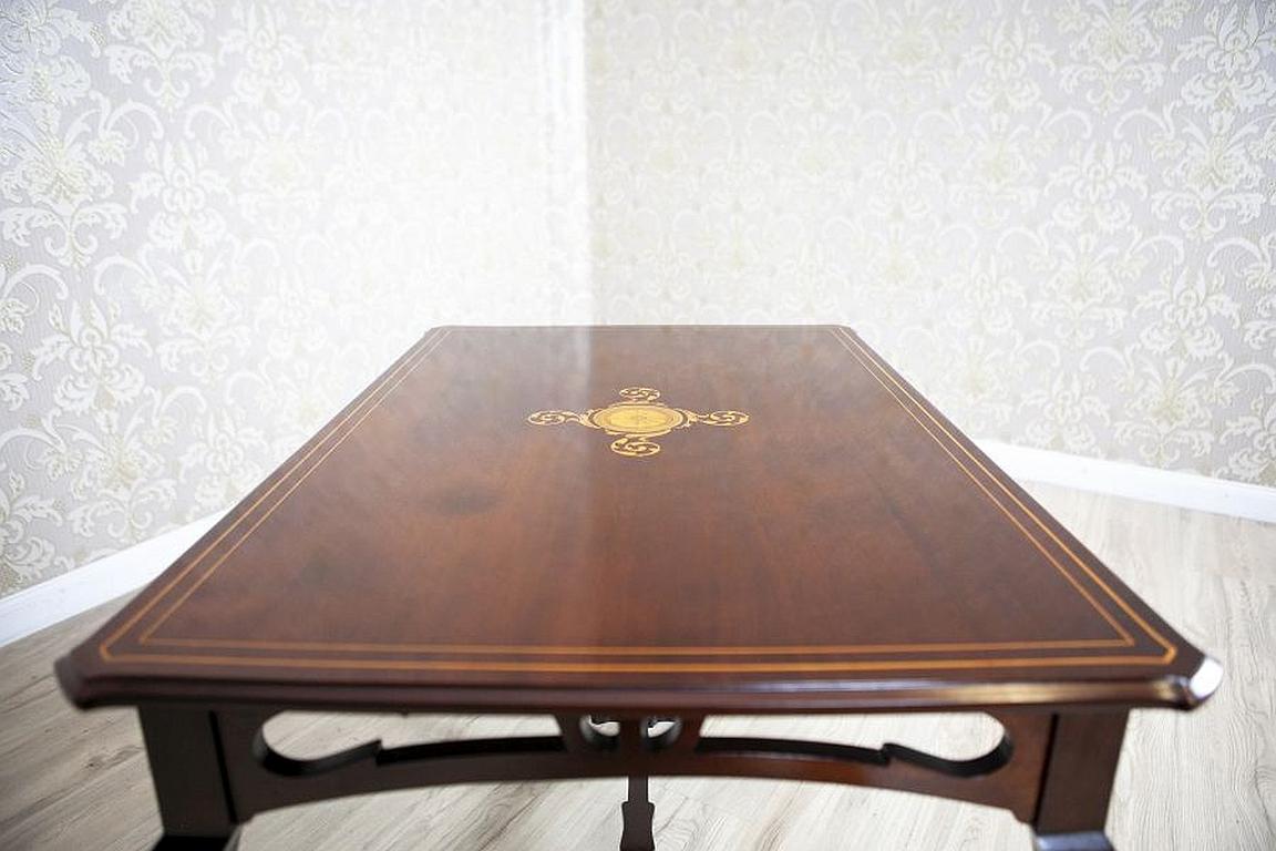 Art Nouveau Mahogany Center Table From the Early 20th Century with Floral Inlays For Sale 3
