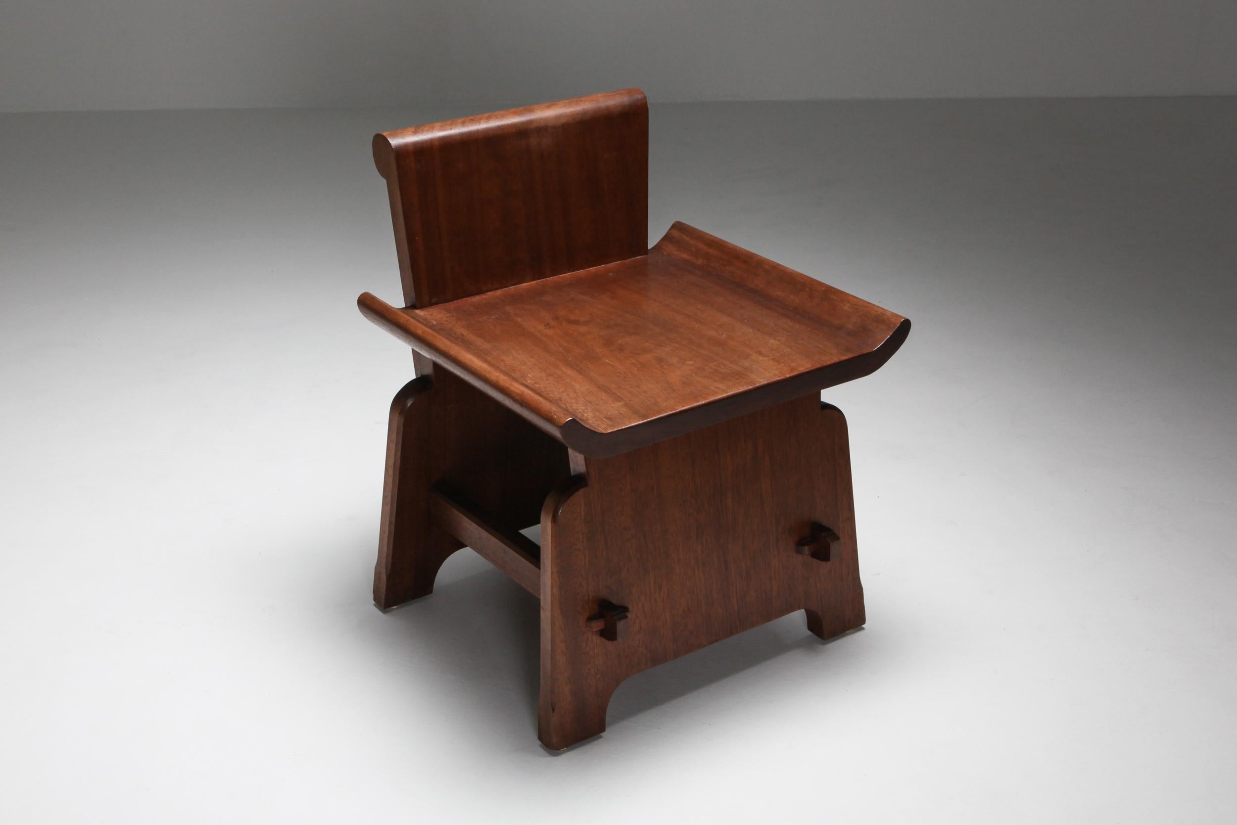French side chair in solid mahogany.
Gorgeous and unusual piece.

 