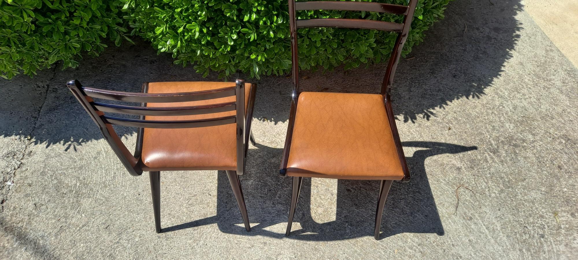 Mid-20th Century Mahogany Chairs in Style of Gio Ponti For Sale
