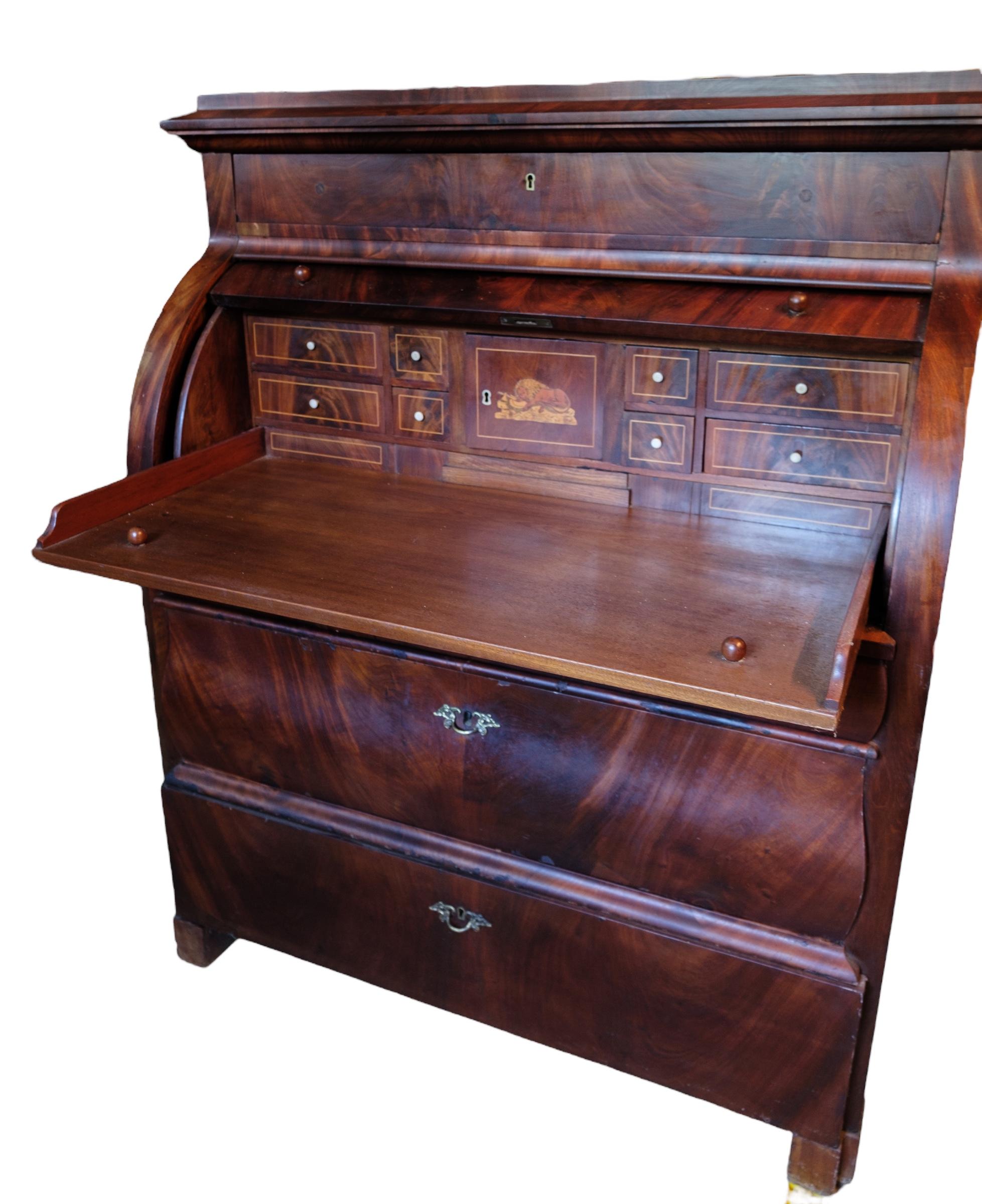Mahogany chatol from around the year 1820s In Good Condition For Sale In Lejre, DK