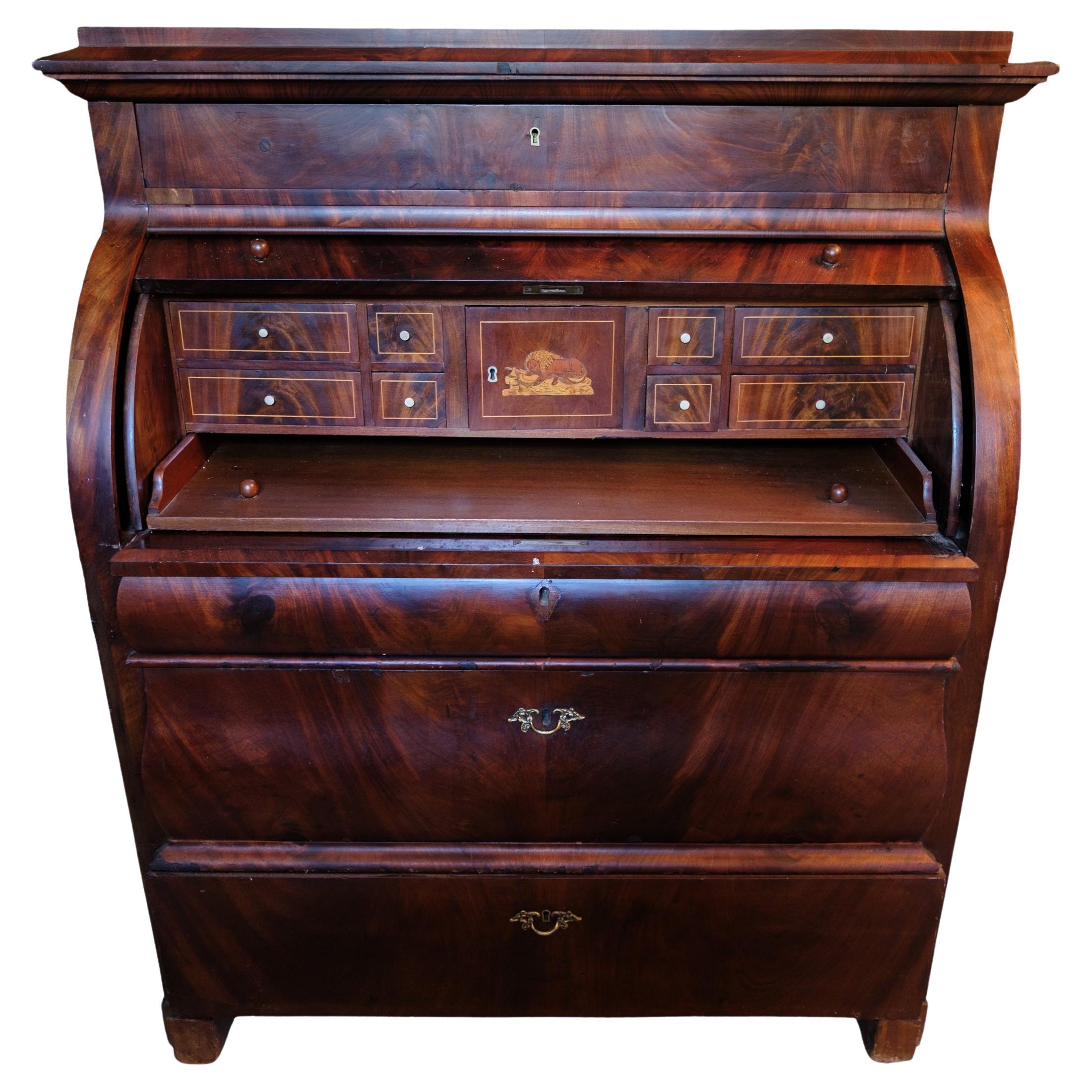 Mahogany chatol from around the year 1820s For Sale