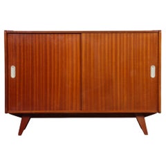 Cassapanca in mogano disegnata da Jiri Jiroutek, modello U-452, anni '60