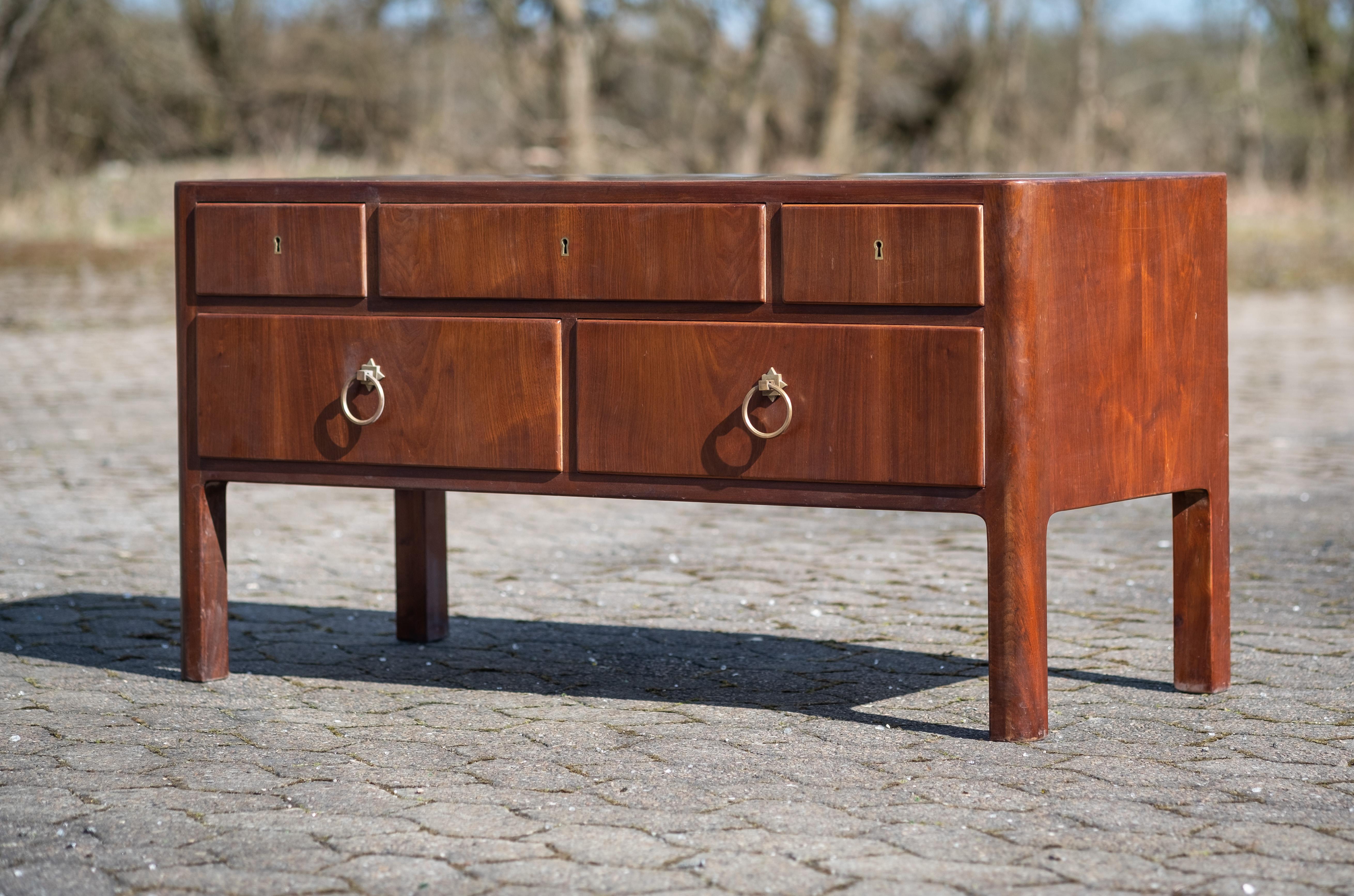 Cómoda de caoba de Ernst Kühn, Dinamarca, Años 30 Danés en venta