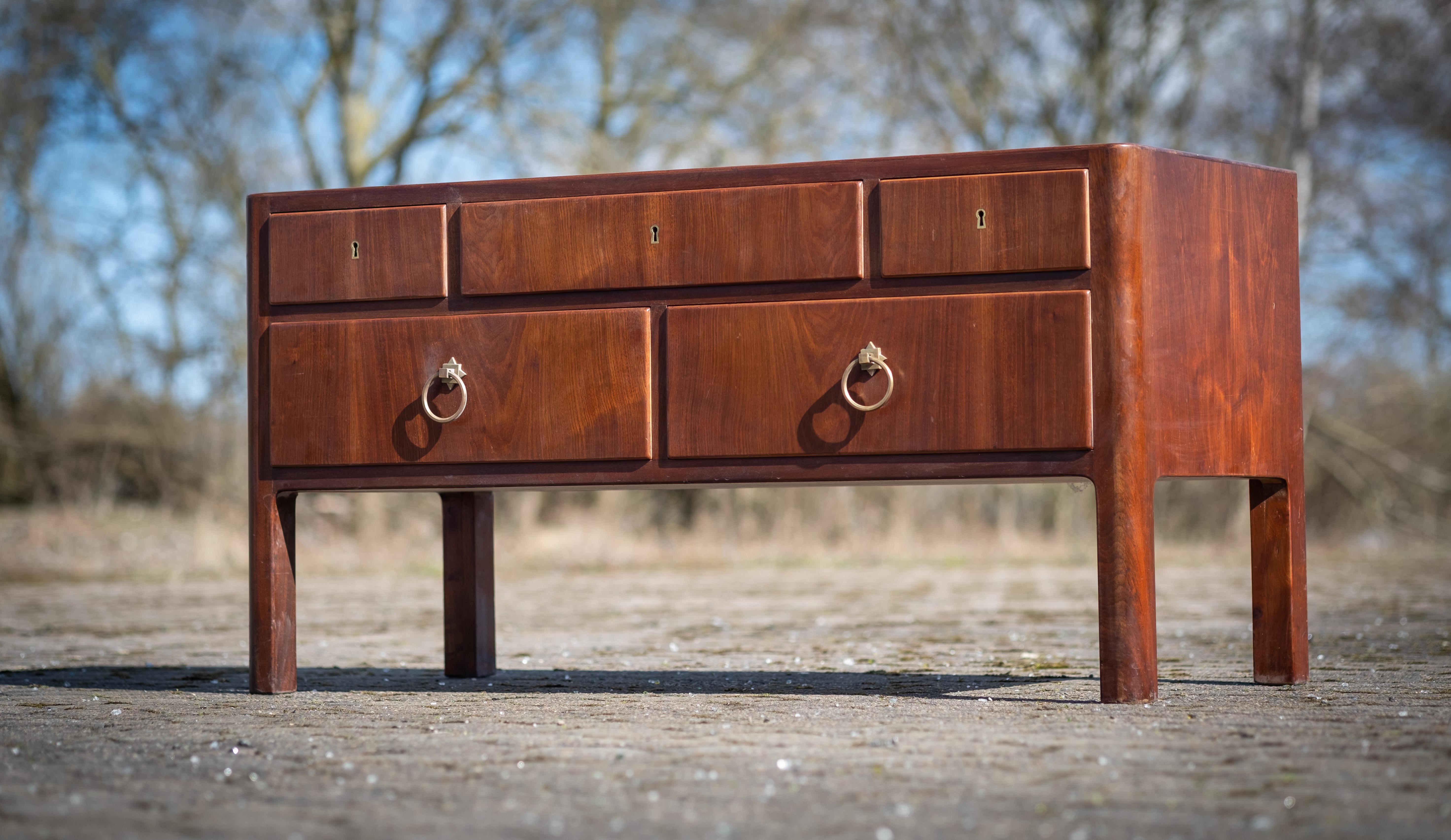 Cómoda de caoba de Ernst Kühn, Dinamarca, Años 30 en Bueno estado para la venta en Nørre Aaby, DK