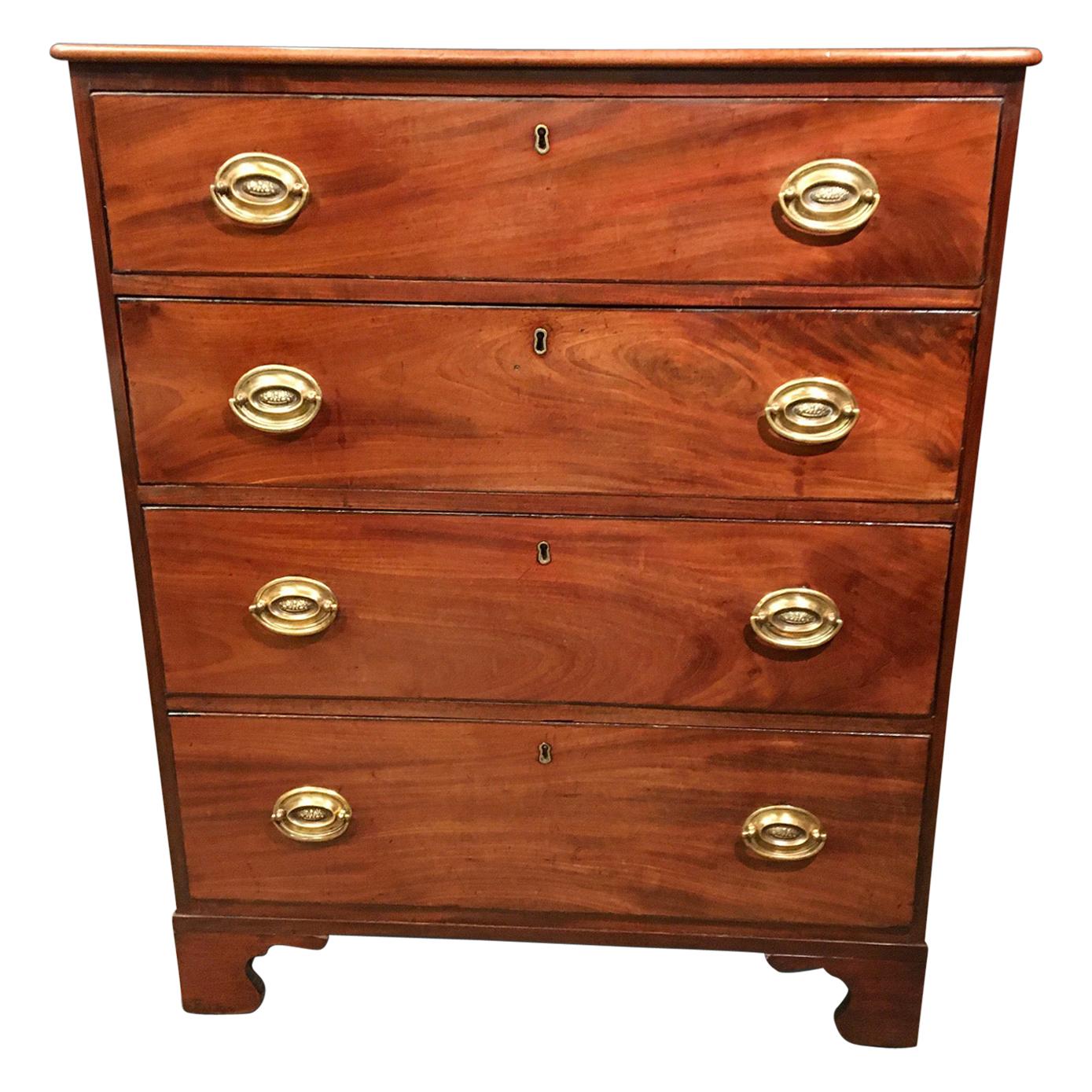 Mahogany Chest of Drawers, English, circa 1830 For Sale