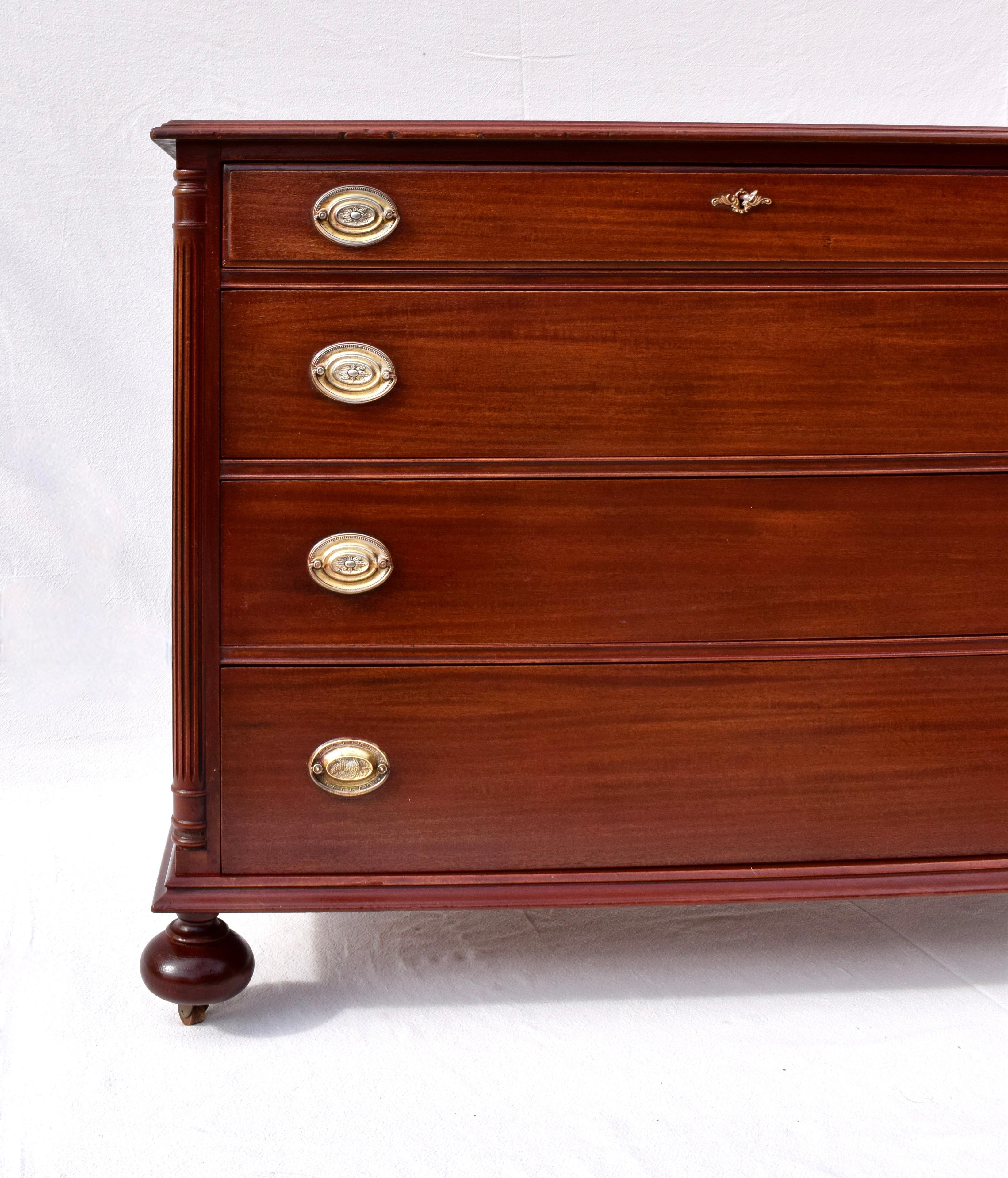 Sheraton Mahogany Chest of Drawers With Cannonball Feet