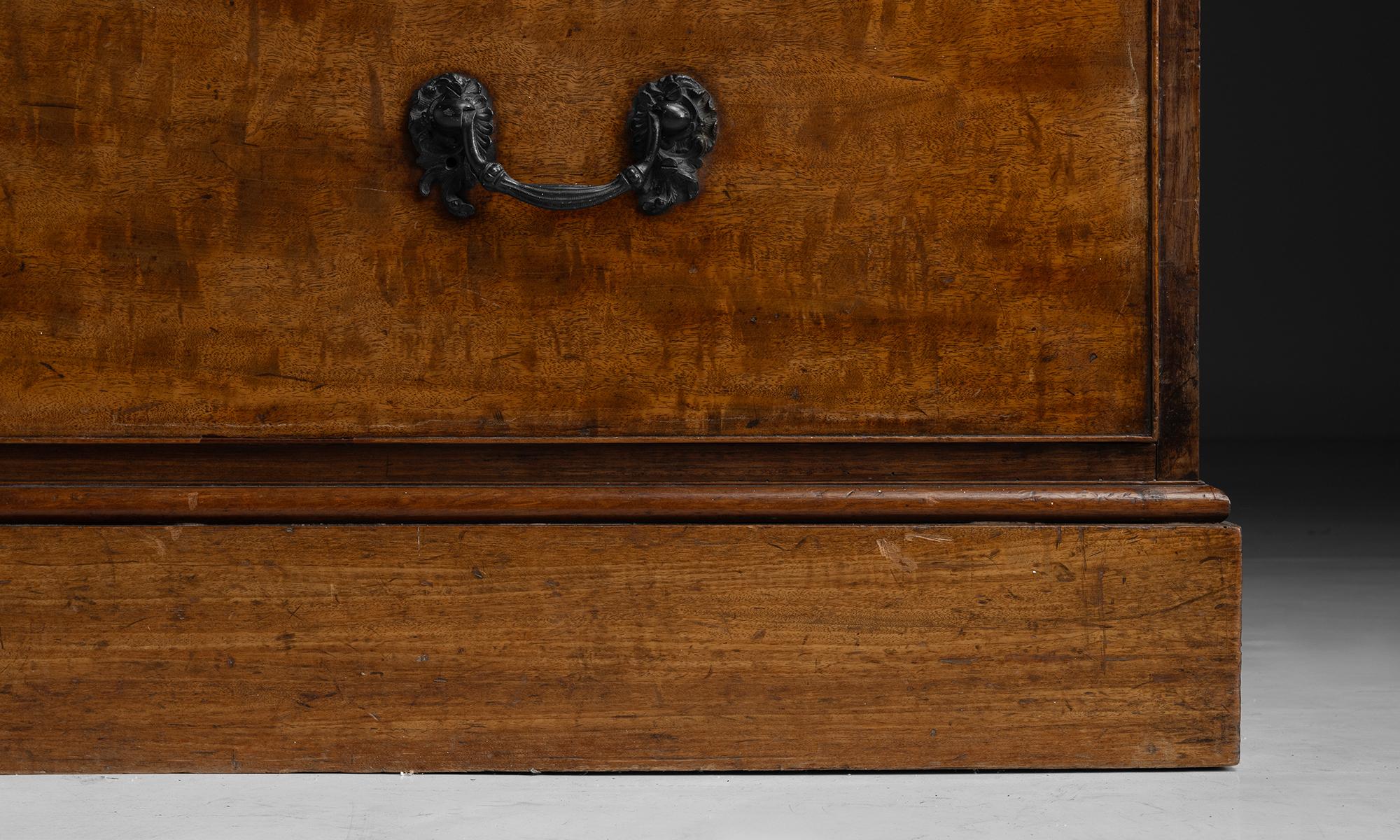 Mahogany Chest with Marble Top, England circa 1820 2