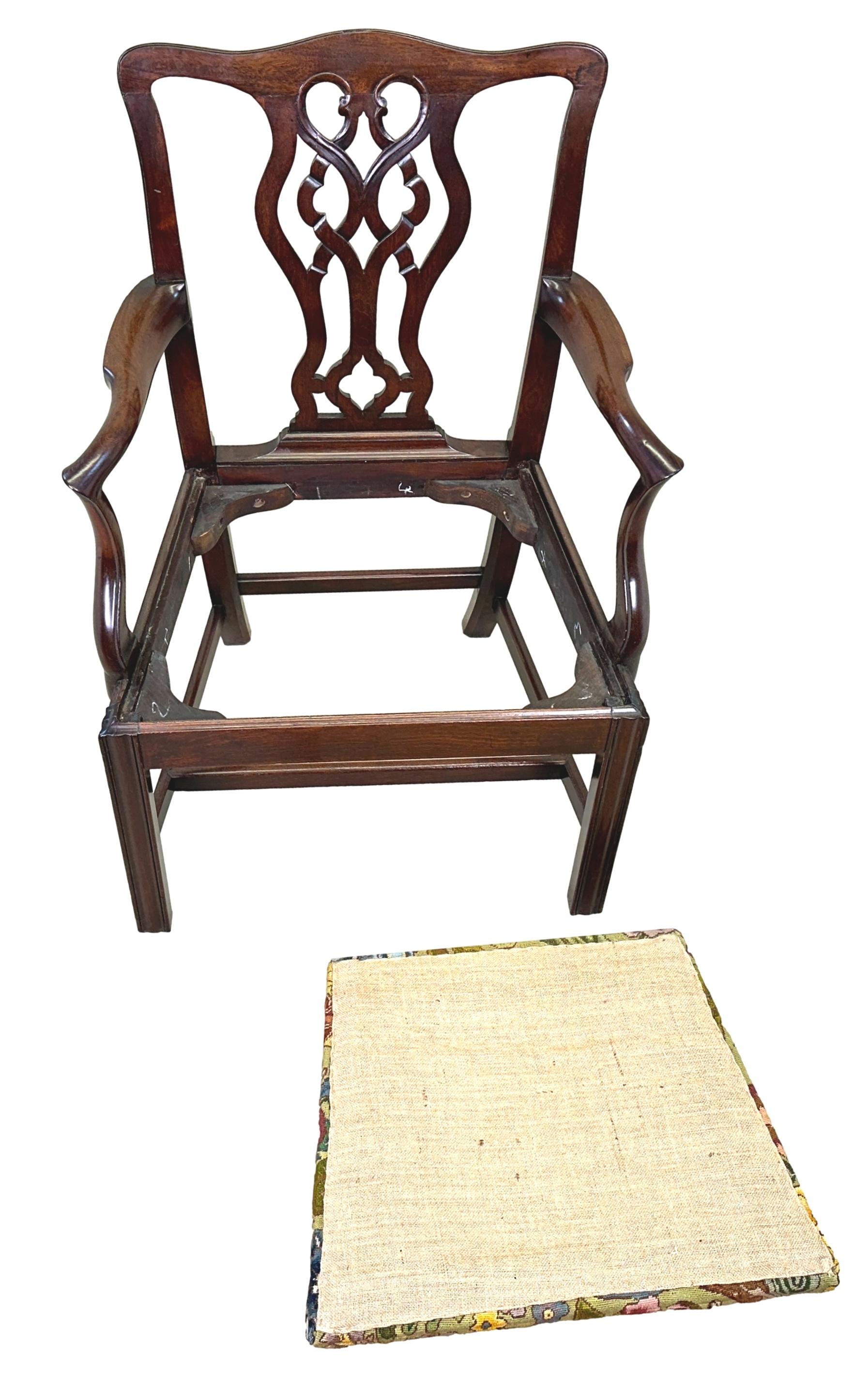 XVIIIe siècle Fauteuil Chippendale en acajou du 18ème siècle en vente