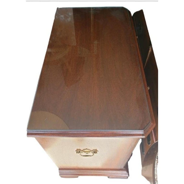 Mahogany Chippendale Bachelor Chest with Pull Out Tray Desk For Sale at