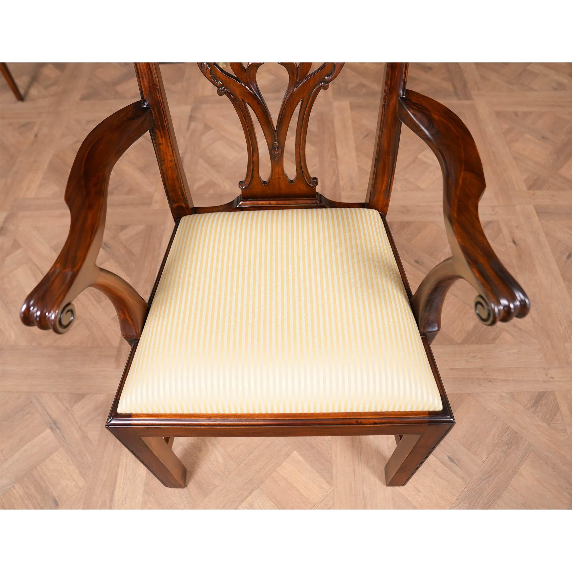 Set di 10 sedie Chippendale in mogano in vendita 4