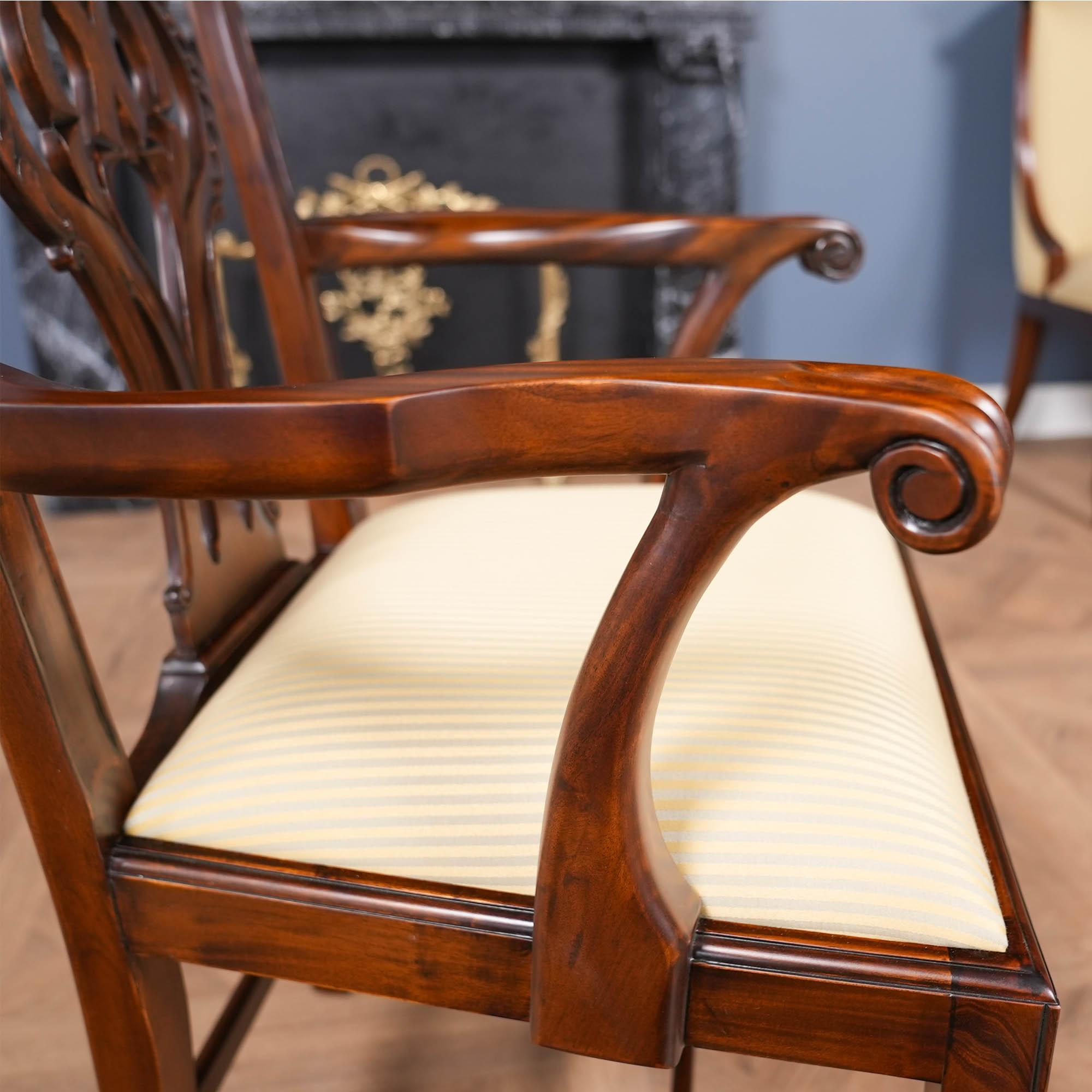 Set di 10 sedie Chippendale in mogano in vendita 6