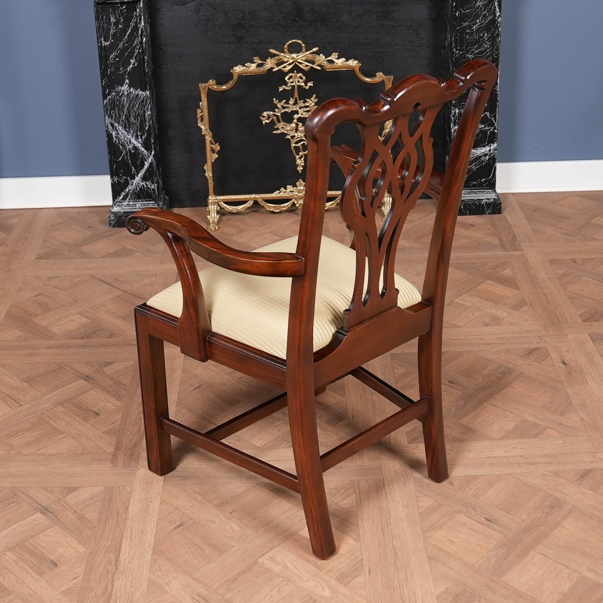 Set di 10 sedie Chippendale in mogano in vendita 1