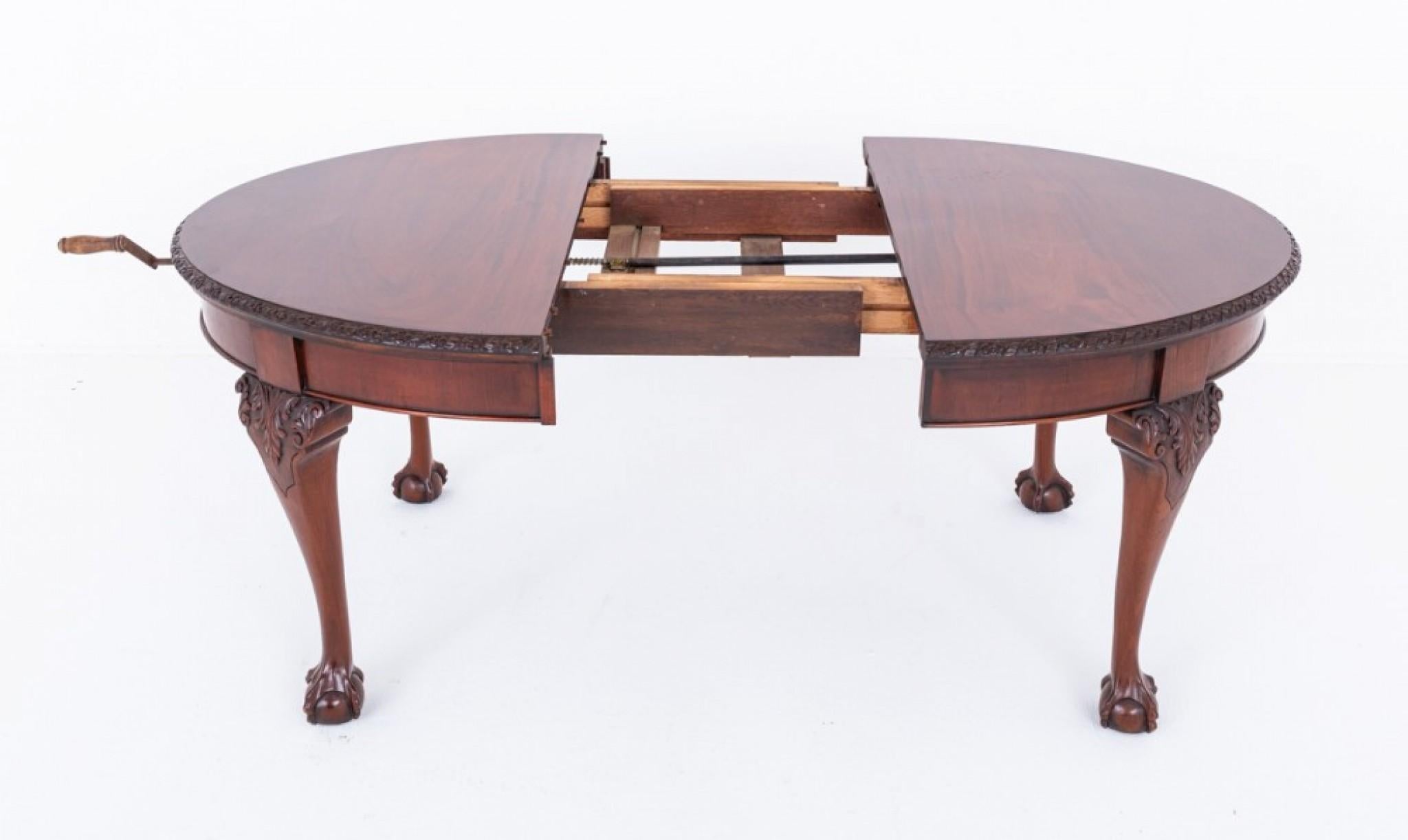 Mahogany Chippendale Dining Table Extending 1880 In Good Condition In Potters Bar, GB