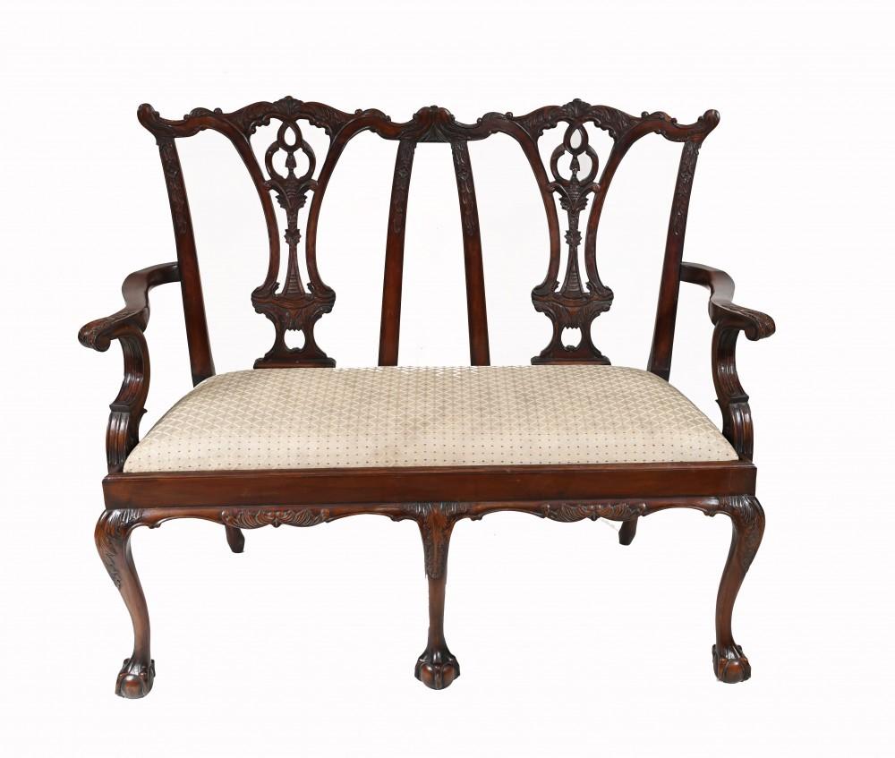 Mahogany Chippendale Double Chair Settle Seat In Good Condition For Sale In Potters Bar, GB