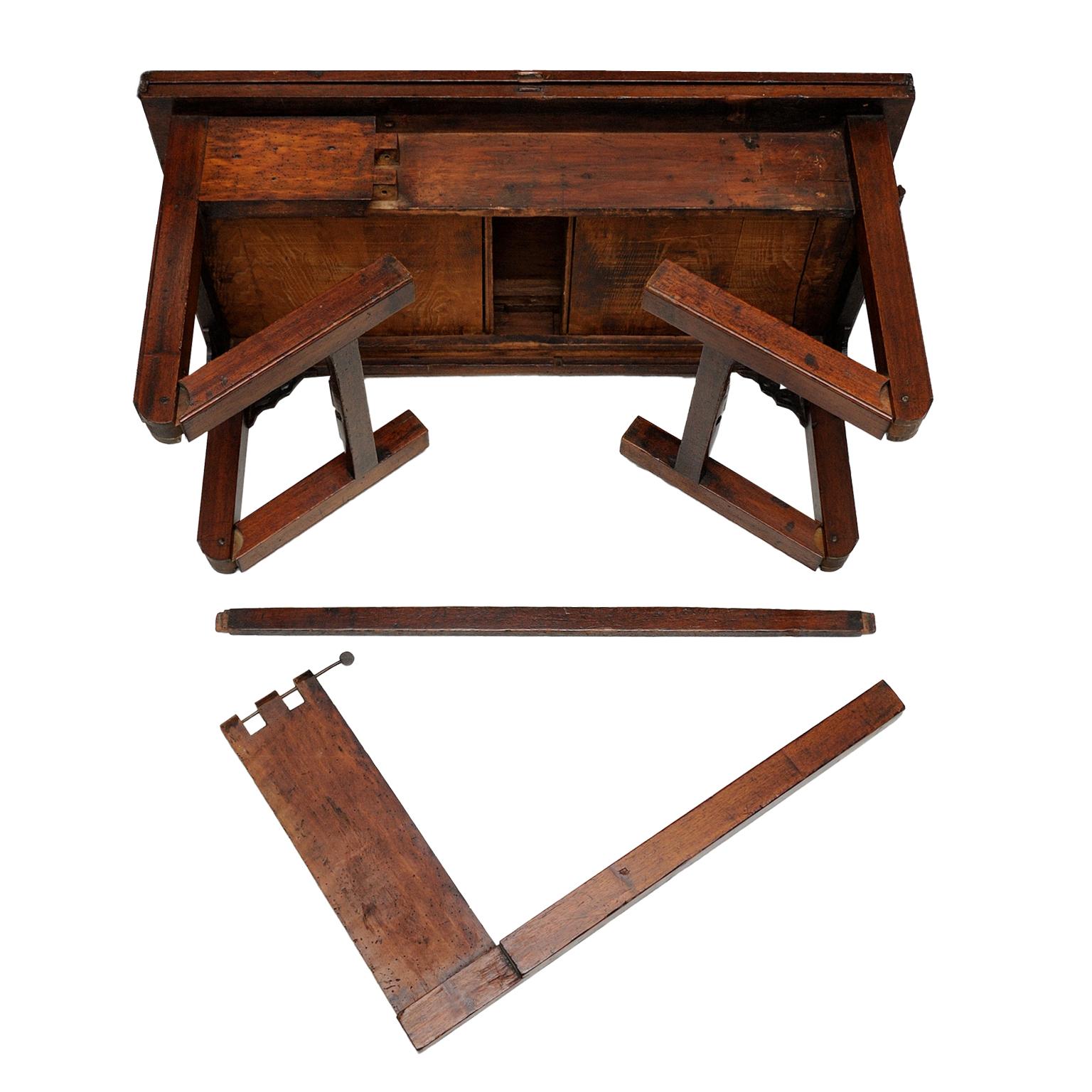 Mid-18th Century Mahogany Chippendale Period Military Campaign Table, circa 1760 For Sale