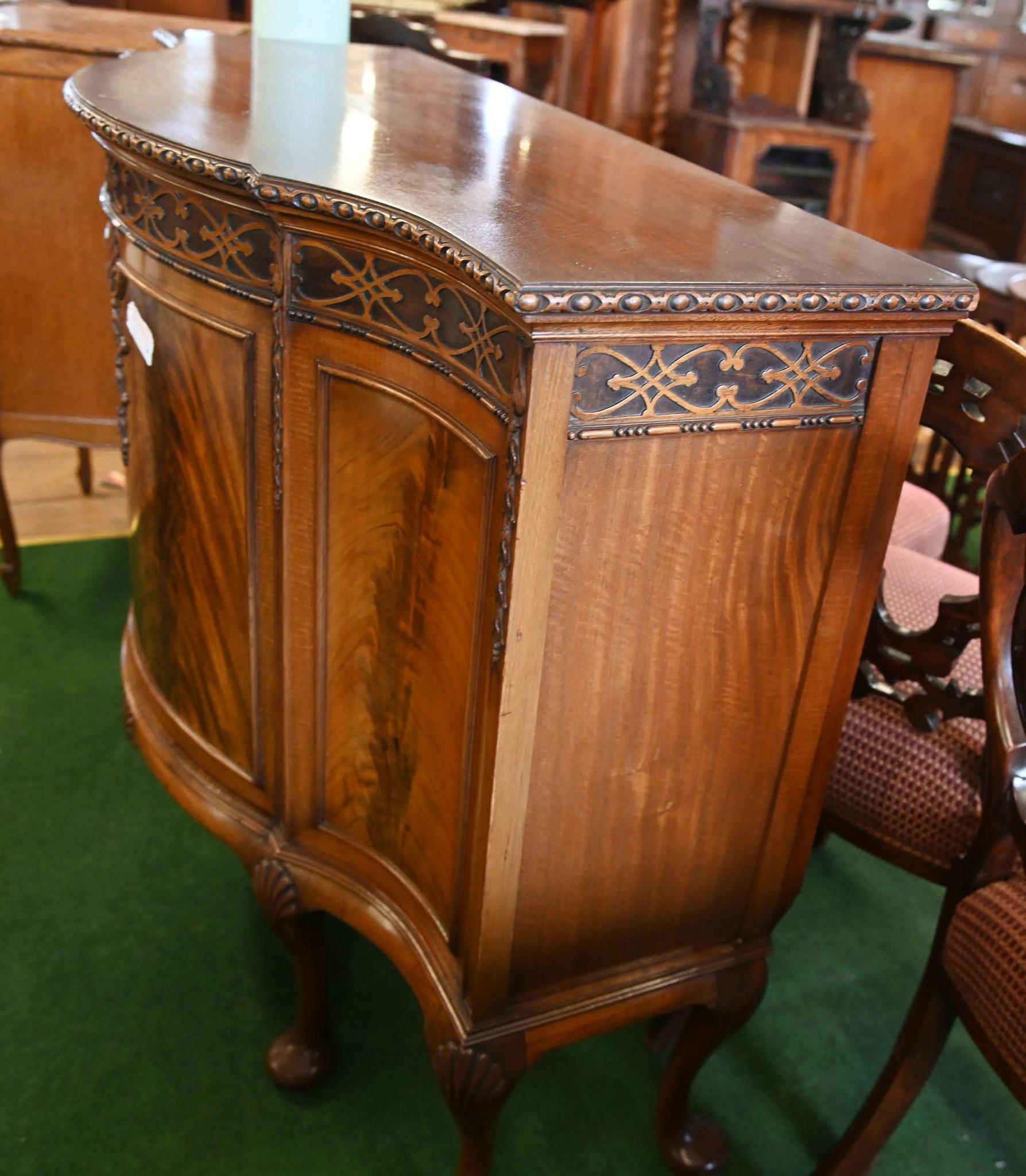 Credenza Chippendale in mogano, mobile server 1890 in vendita 2