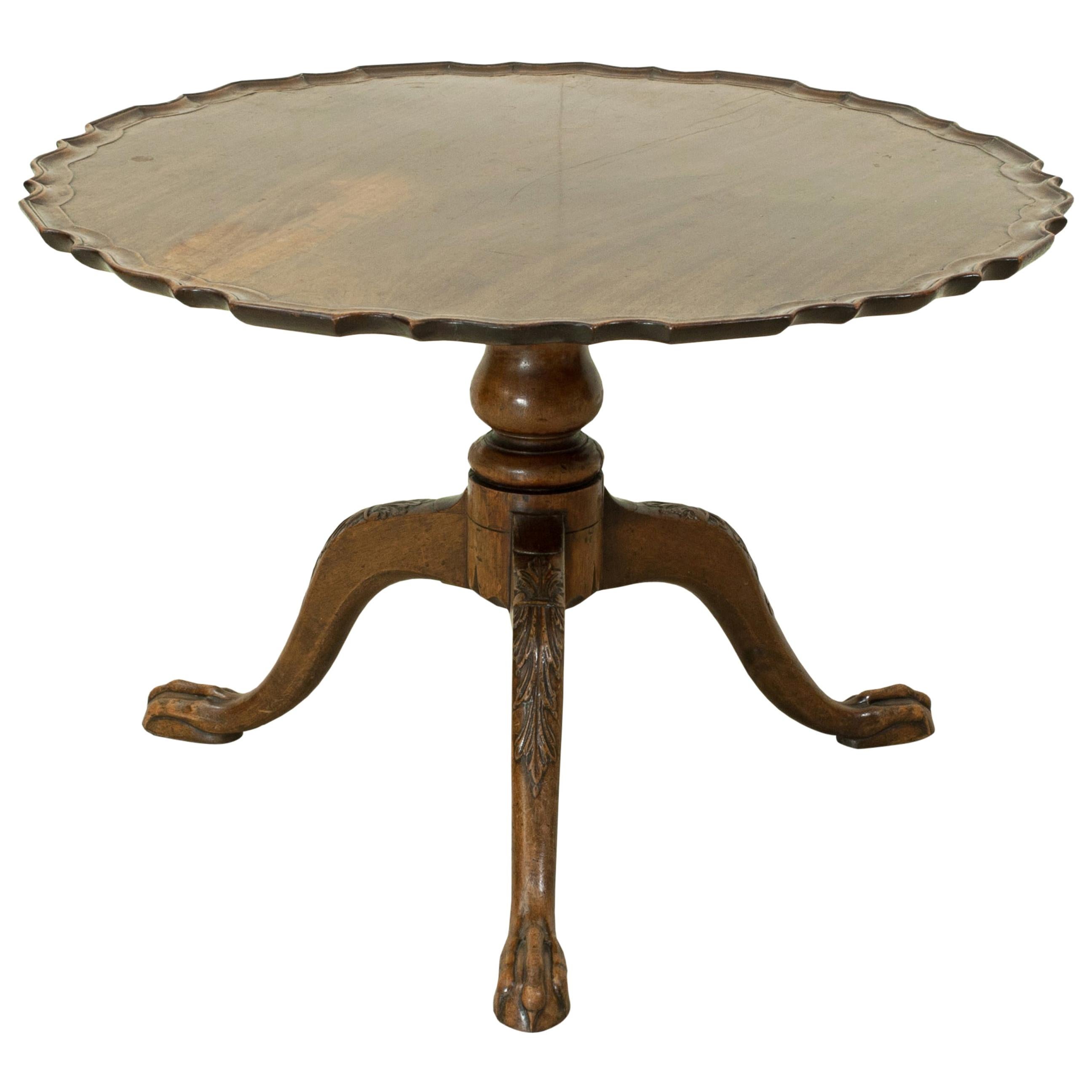 Mahogany Coffee, Pie Crust Tripod Table with Tilt-Top Action