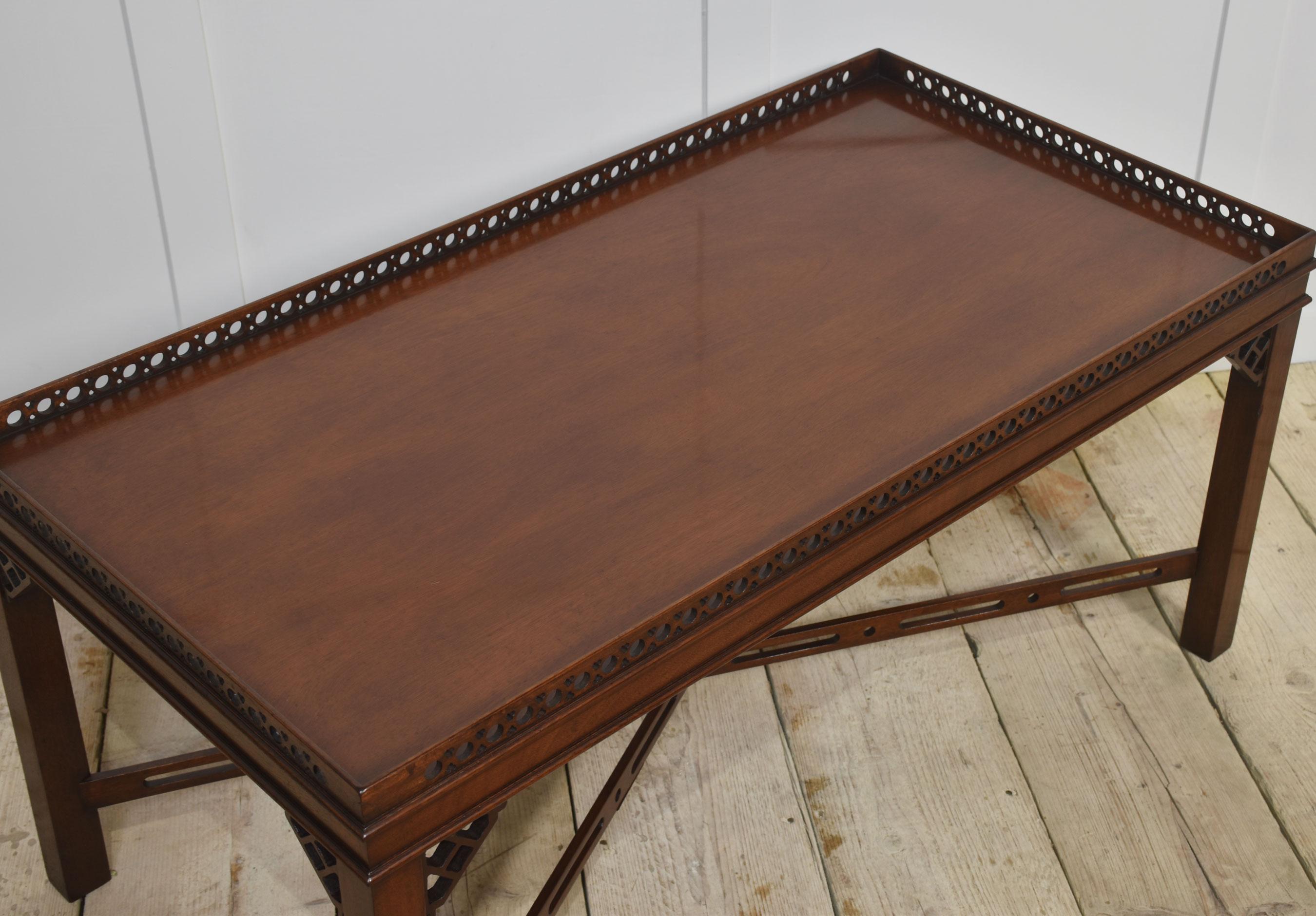 Table basse en acajou Bon état - En vente à Cheshire, GB