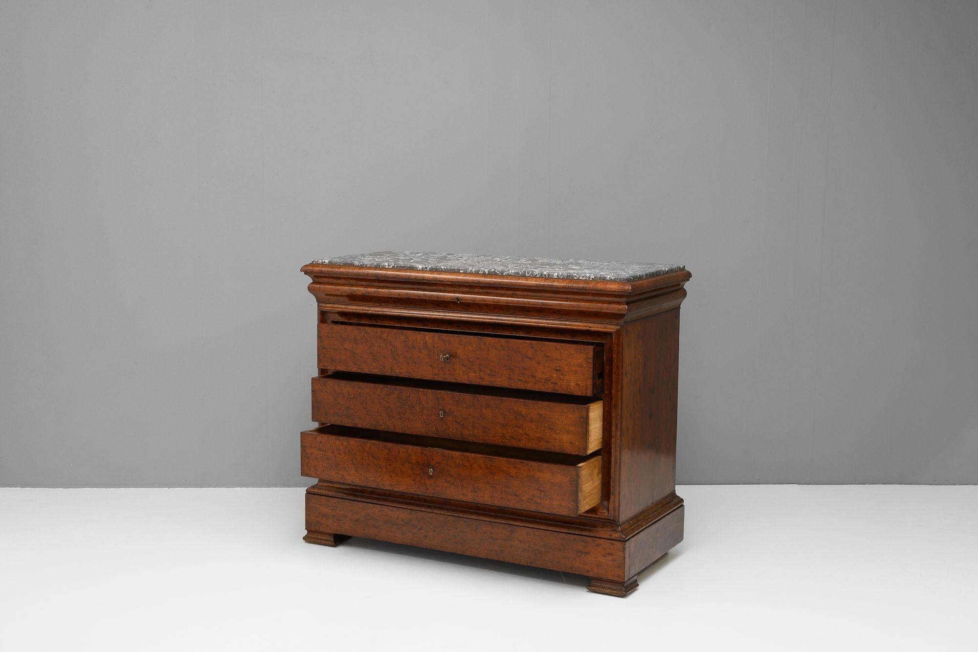 Veneer Mahogany Commode For Sale