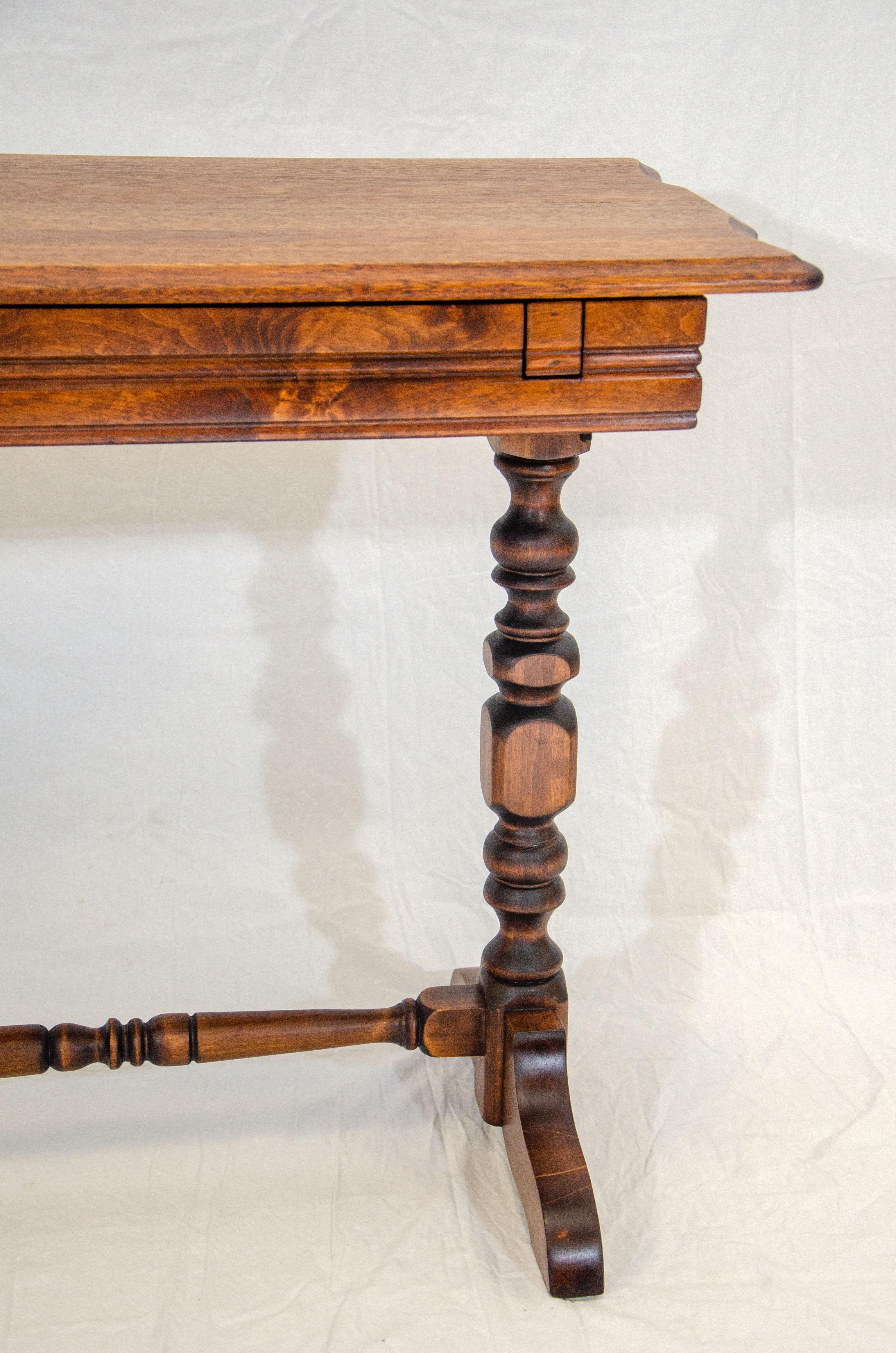 Mahogany Console Table / Breakfast Table, Hidden Butterfly Leaf For Sale 5