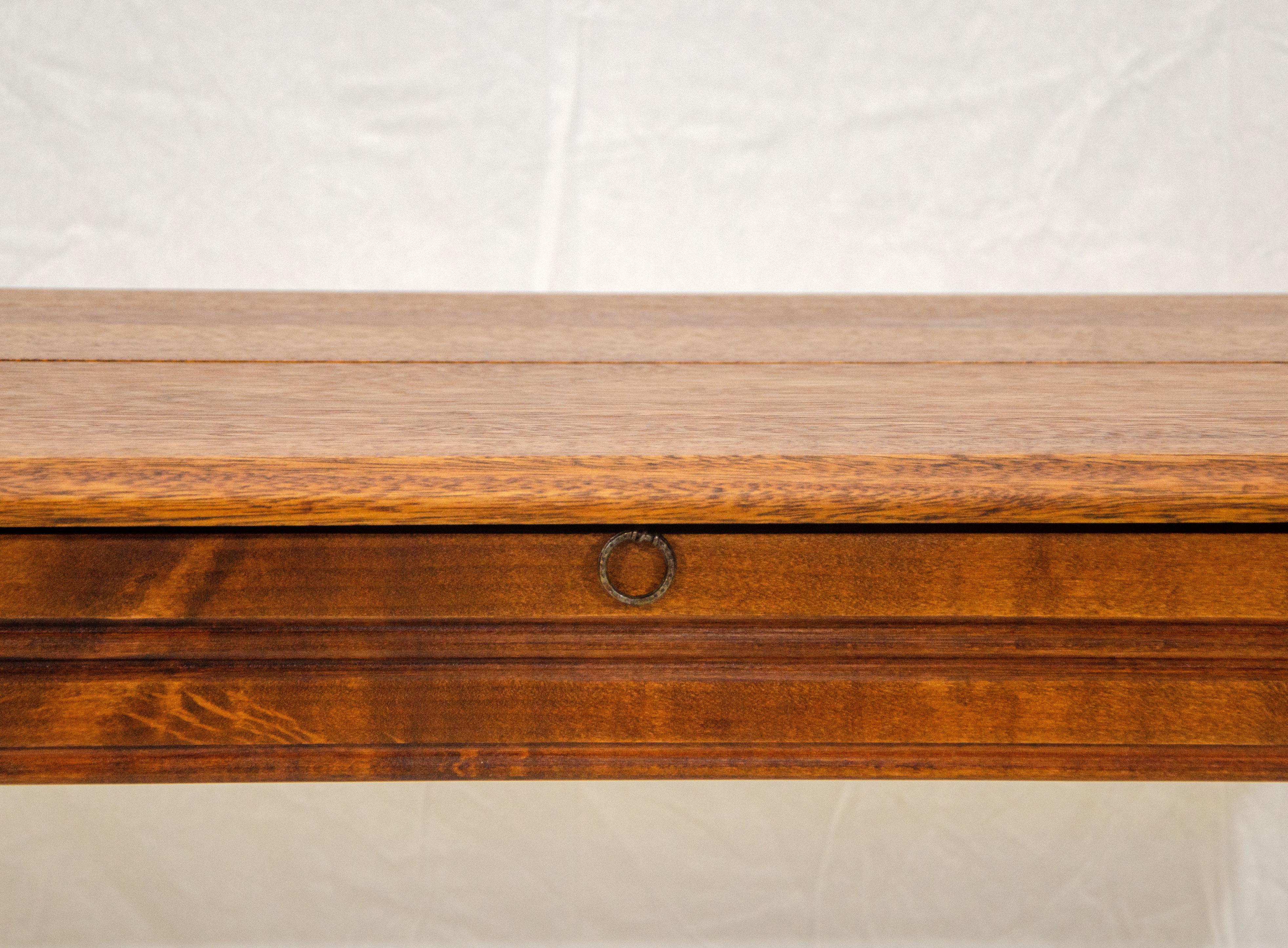 Mahogany Console Table / Breakfast Table, Hidden Butterfly Leaf For Sale 1