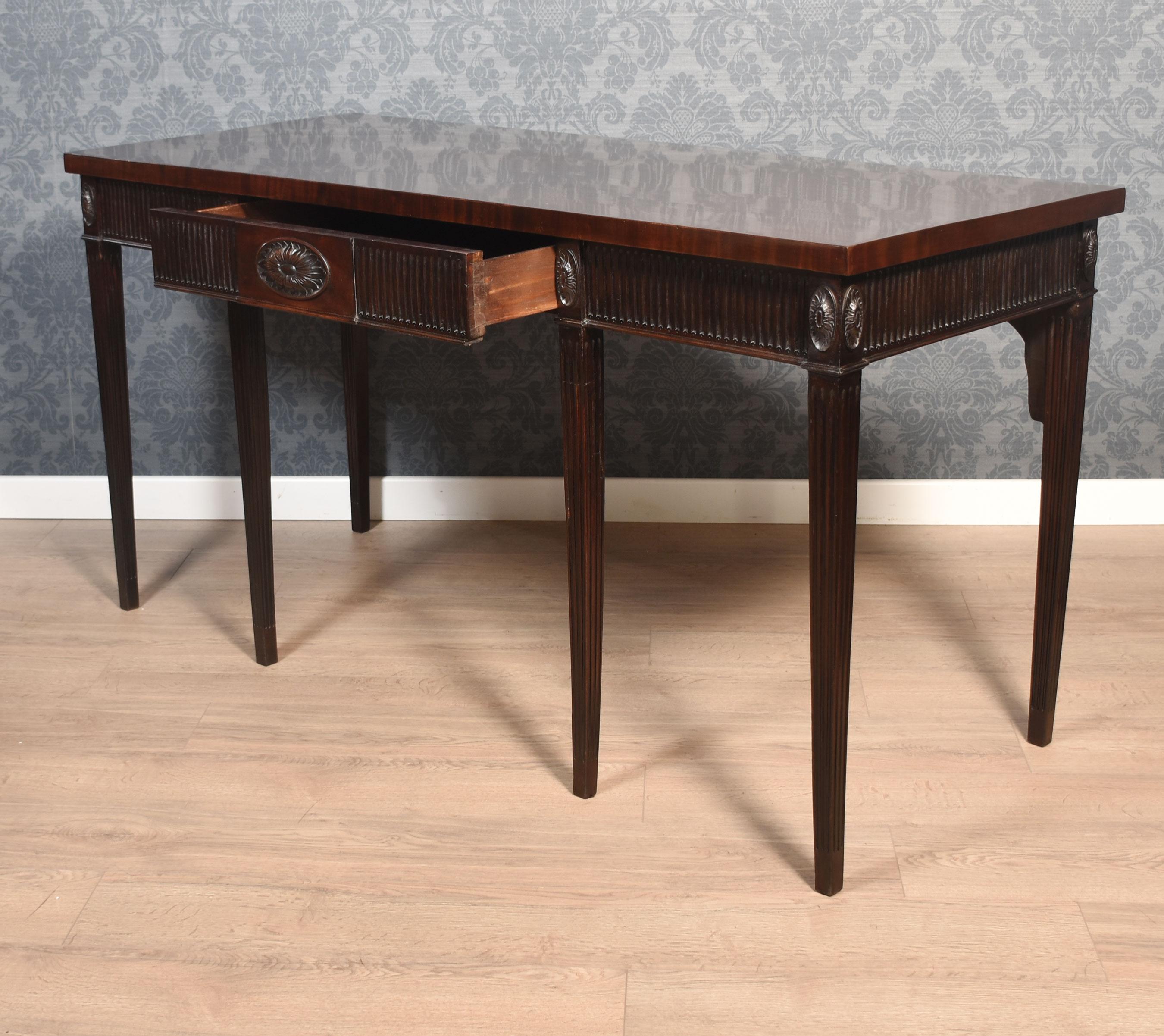 Table console en acajou en vente 4